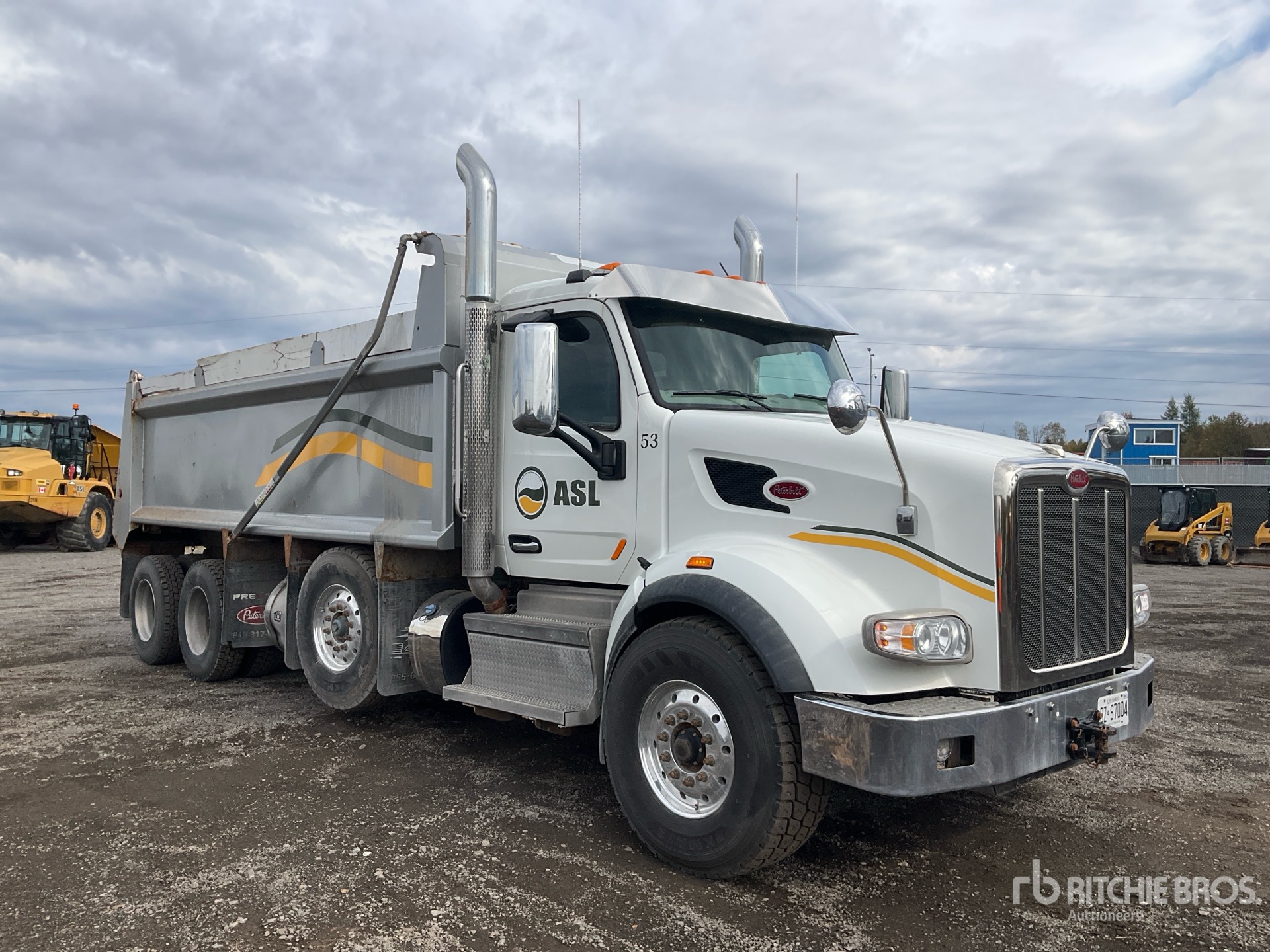 2022 Peterbilt 567