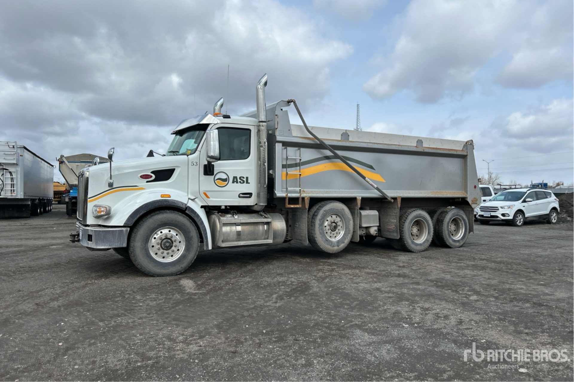 2022 Peterbilt 567
