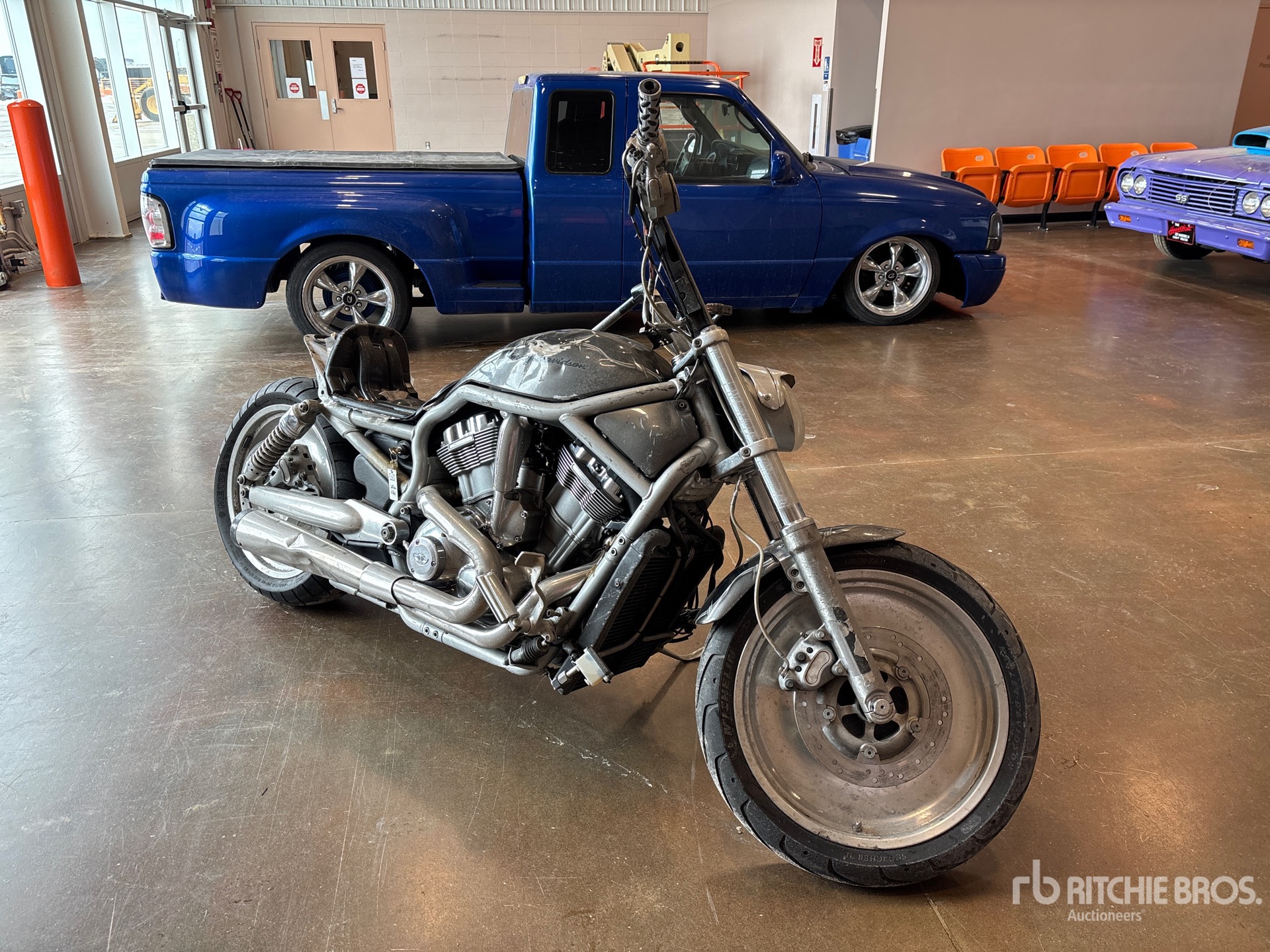 General Appearance with Picture, Right Front Corner