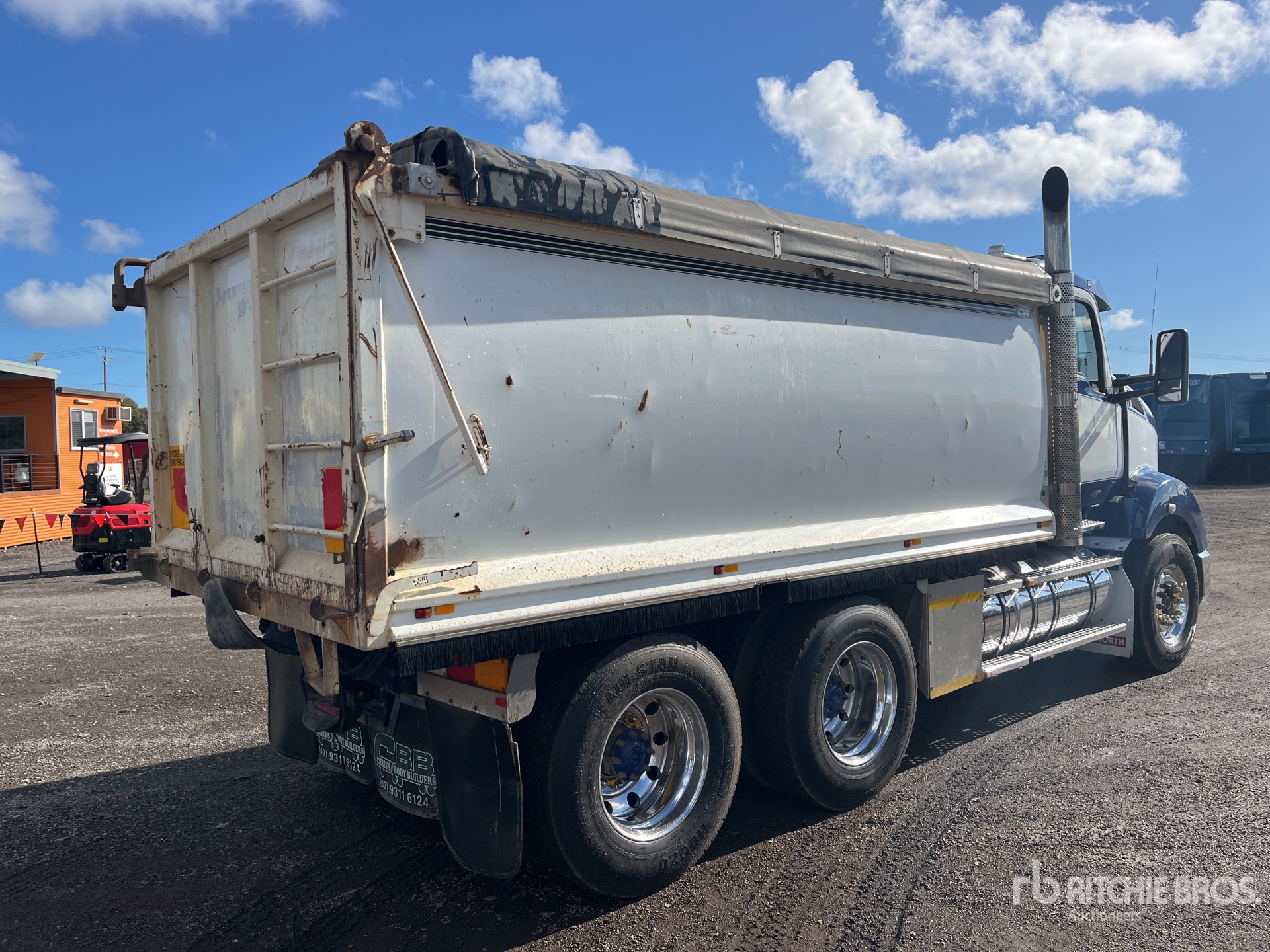 General Appearance with Picture, Right Rear Corner