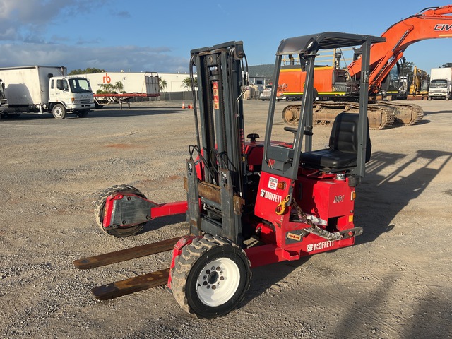 2007 Moffett M3 20.3 2250 kg Truck Mounted Forklift 2007 Moffett M3 20.3 2250 kg Truck Mounted Forklift