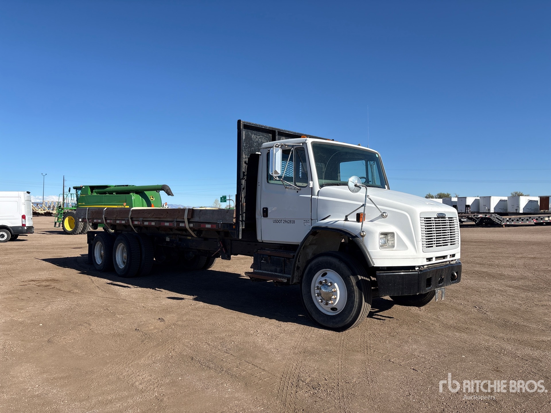 General Appearance with Bild, Ecke vorne rechts