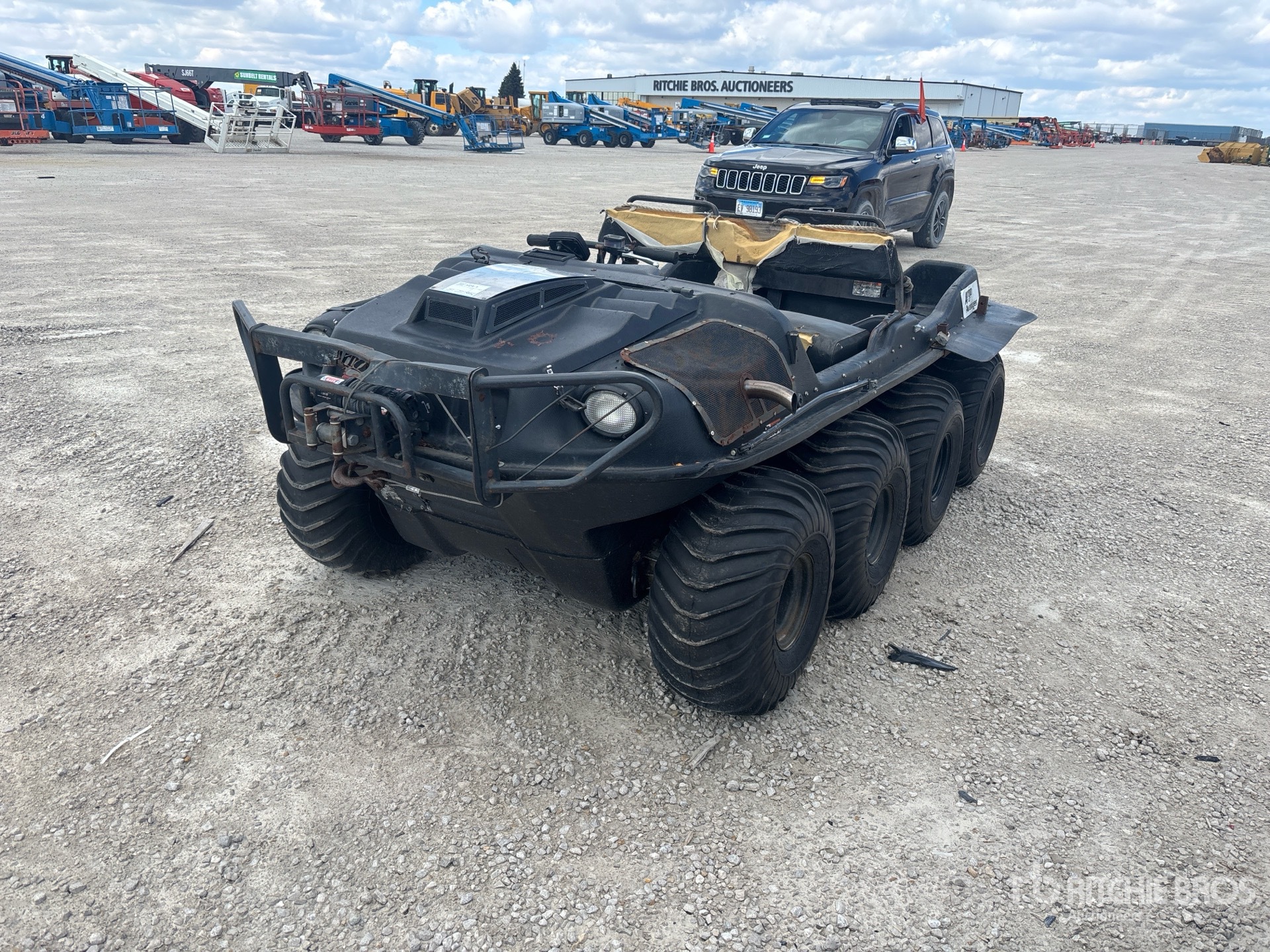 General Appearance with Picture, Left Front Corner