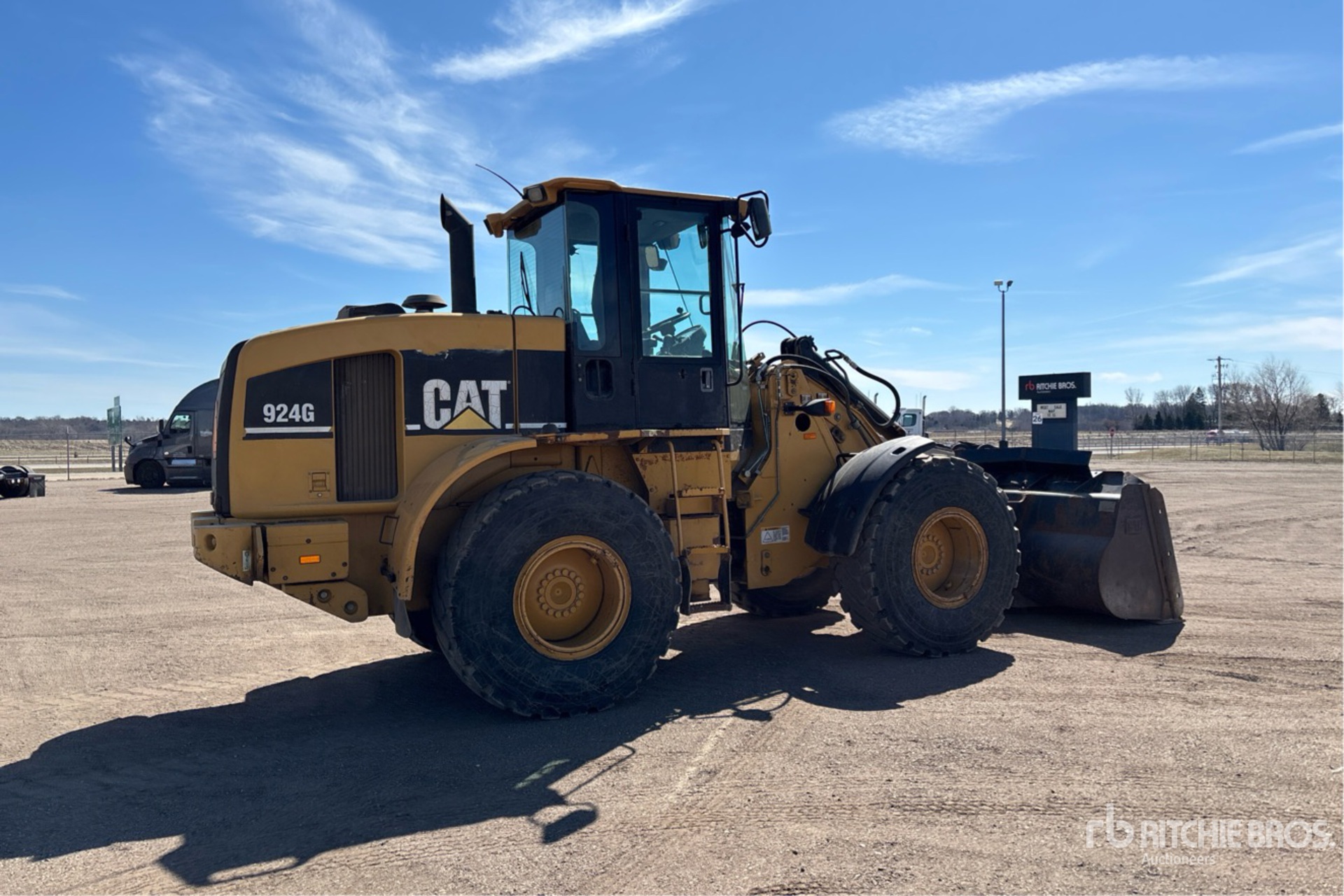 General Appearance with Bild, Ecke hinten rechts