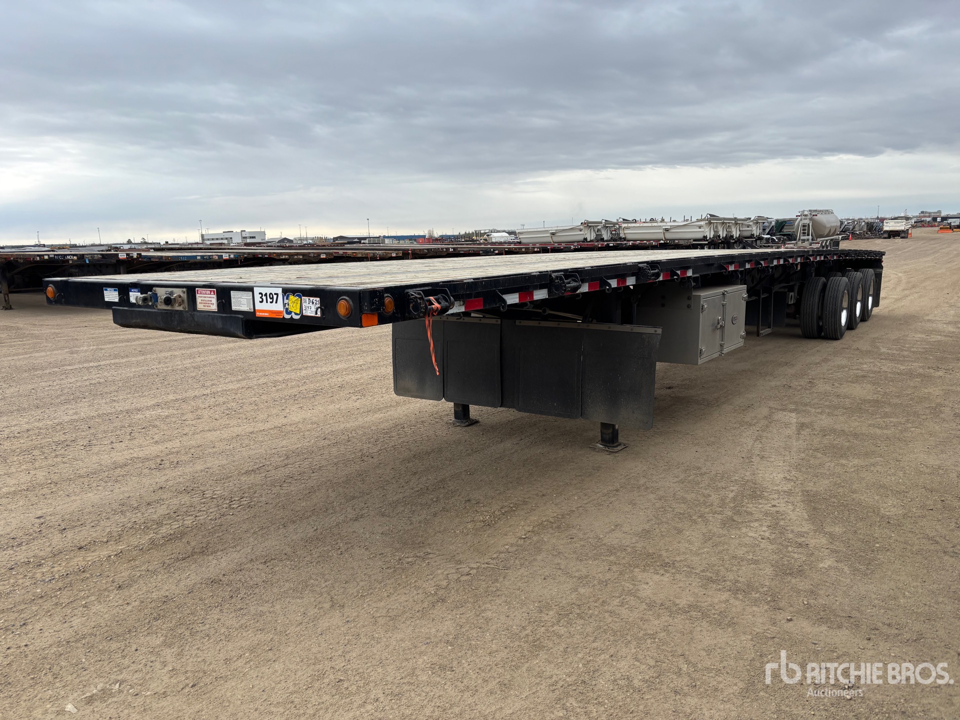 Photo of a 2023 Doepker 53 ft Tri/A
