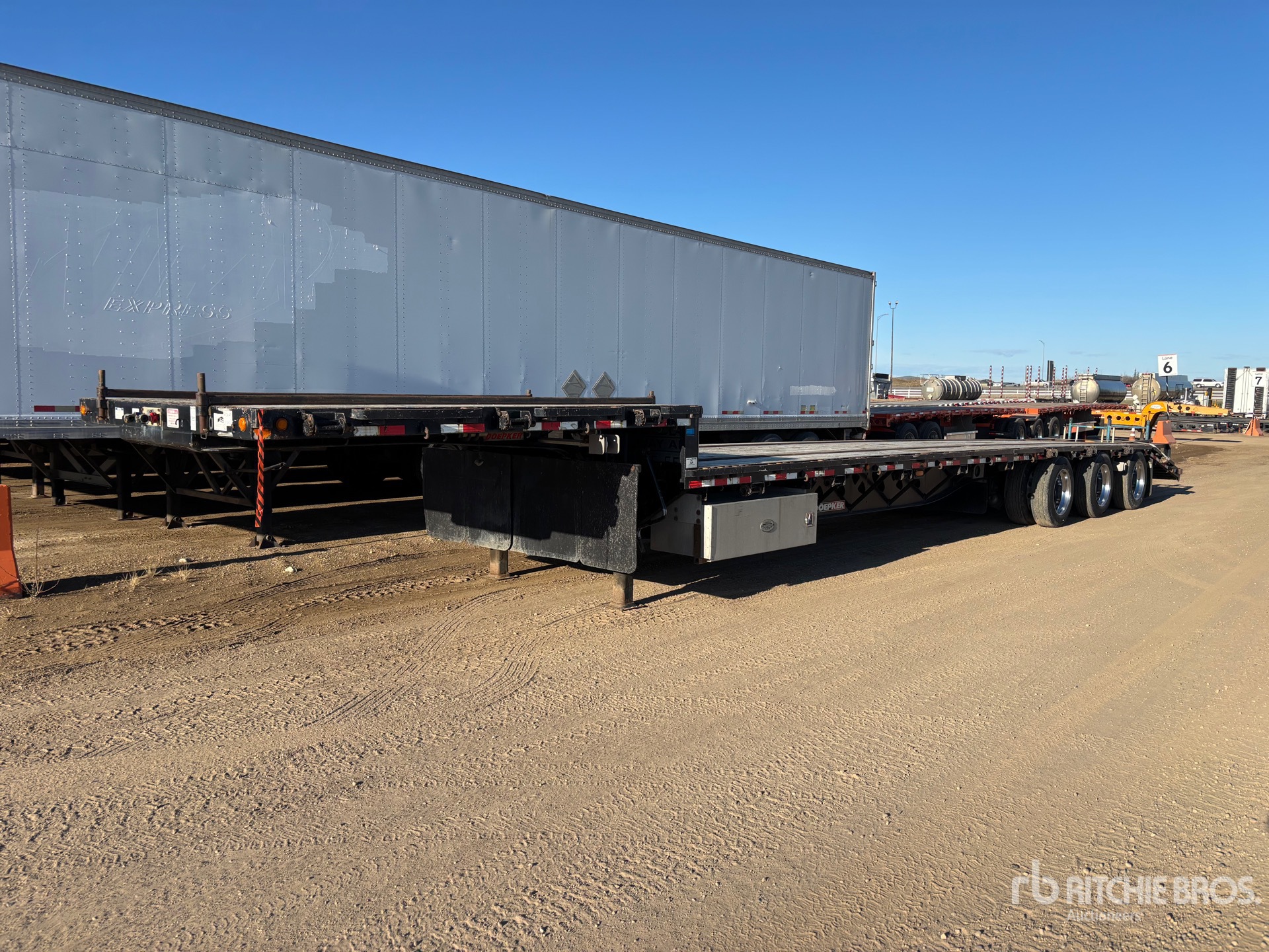 Photo of a 2017 Doepker 53 ft Tri/A