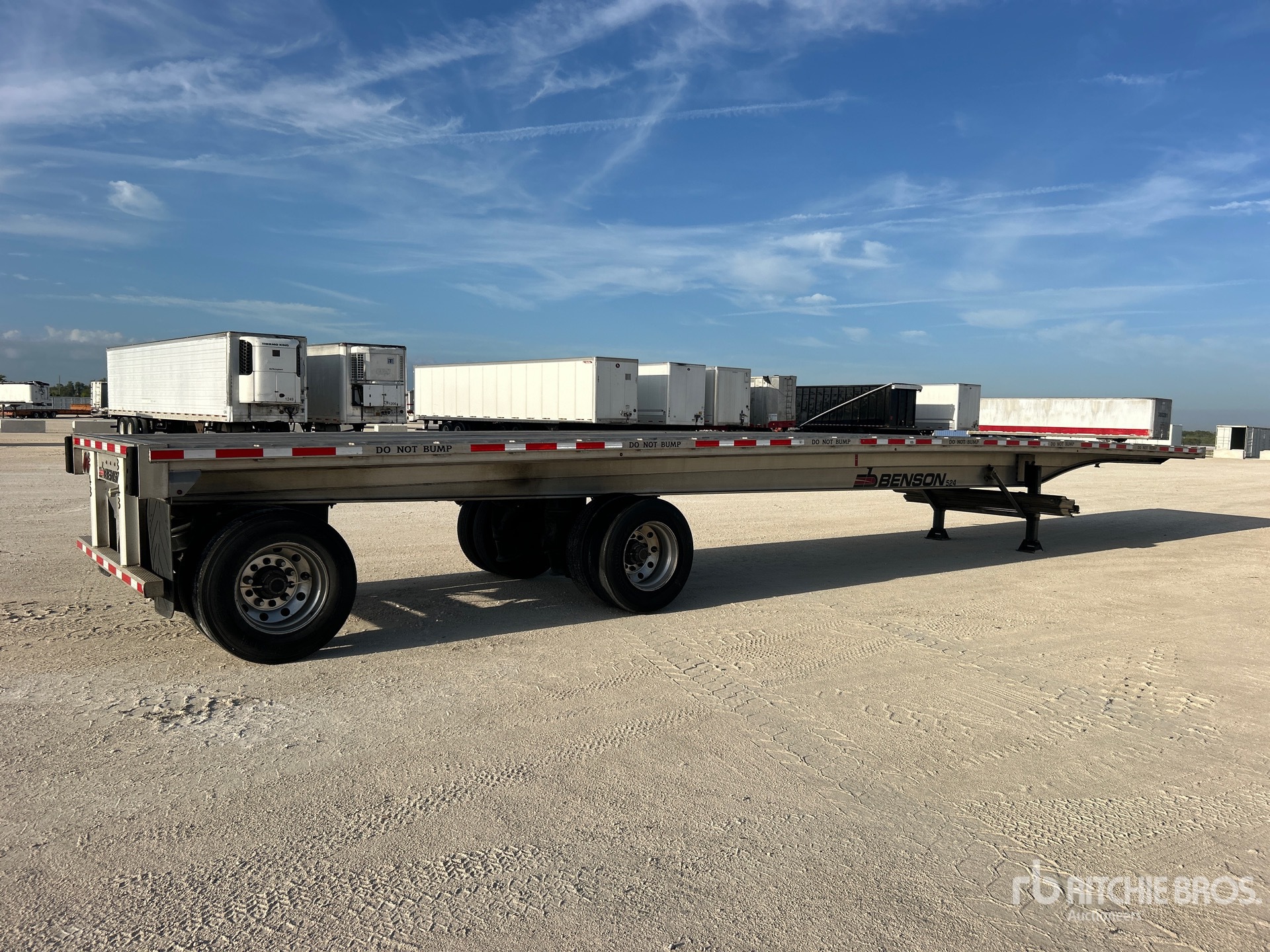 General Appearance with Imagen: esquina trasera derecha