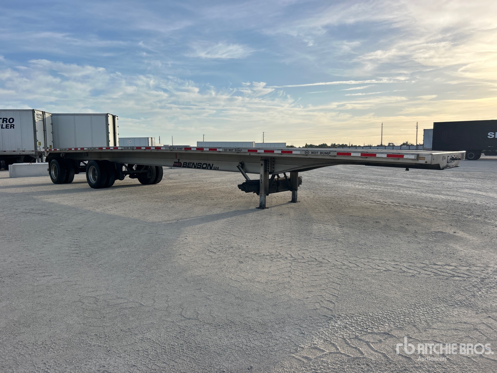 General Appearance with Imagen: esquina delantera derecha