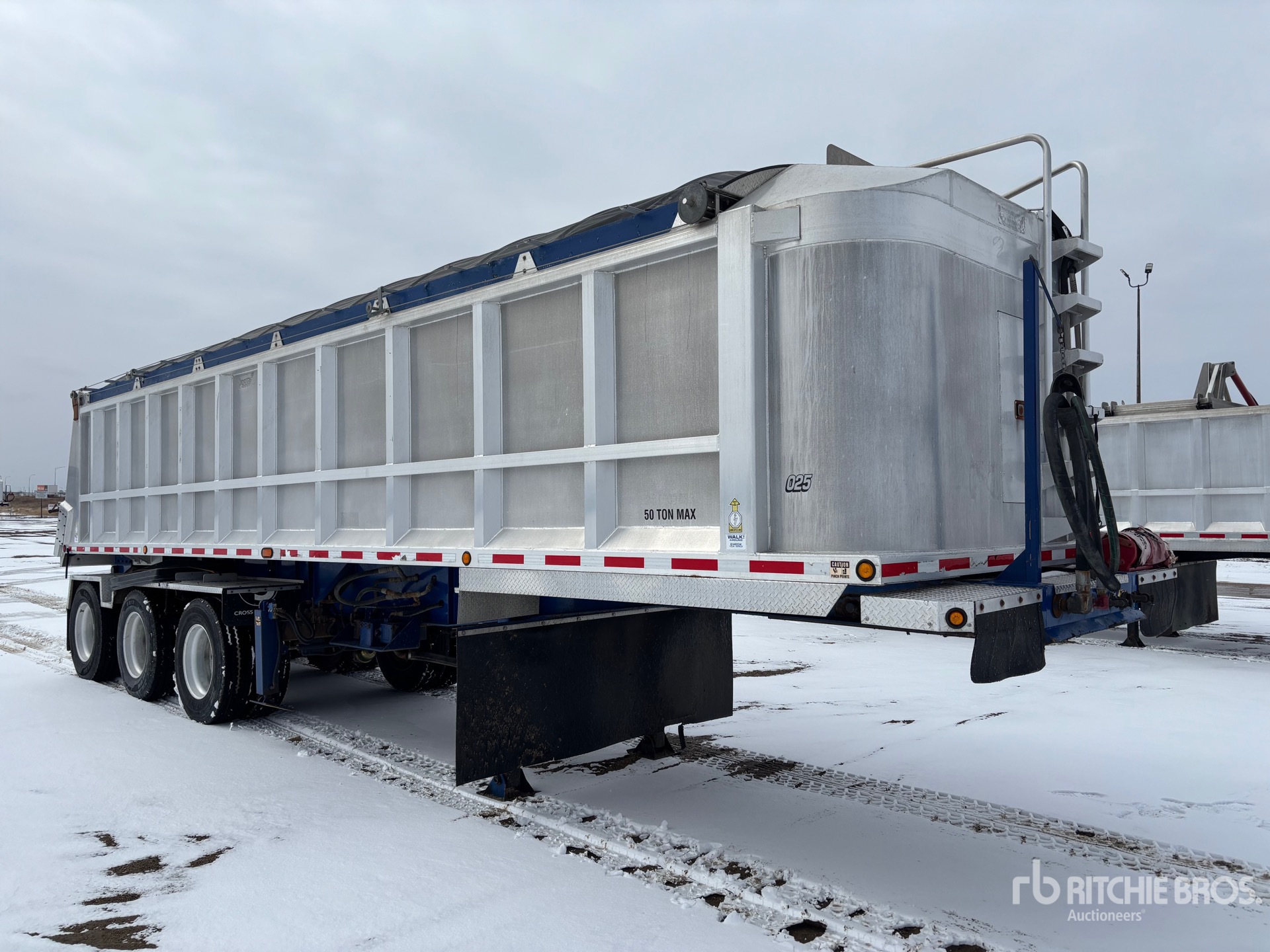 General Appearance with Imagen: esquina delantera derecha