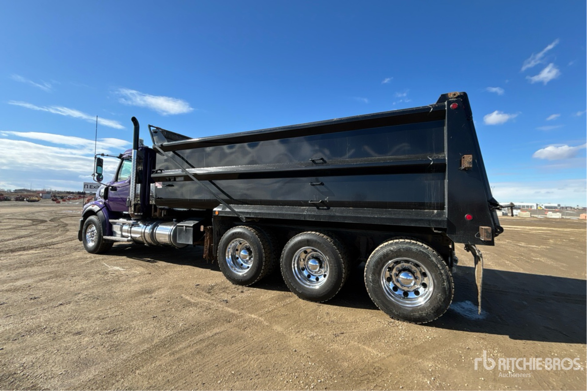 General Appearance with Imagen: esquina trasera izquierda