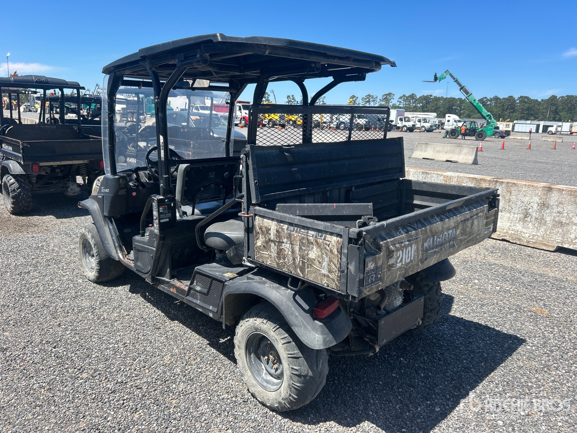 General Appearance with Picture, Left Rear Corner