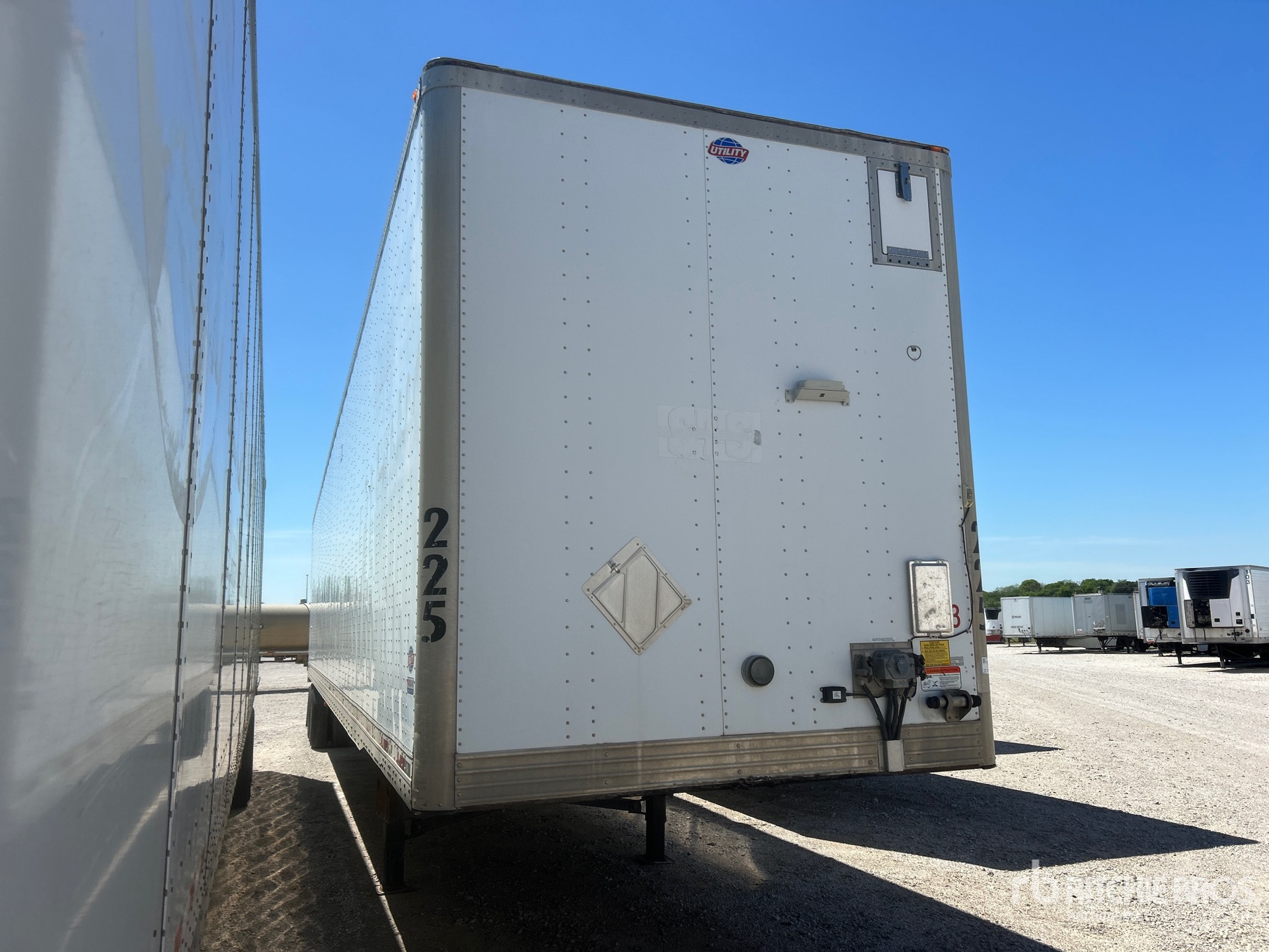 General Appearance with Image, coin avant droit