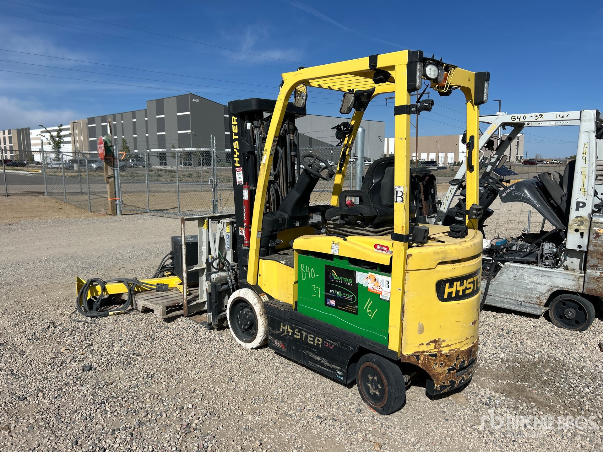 Aspect général with Image, coin arrière gauche