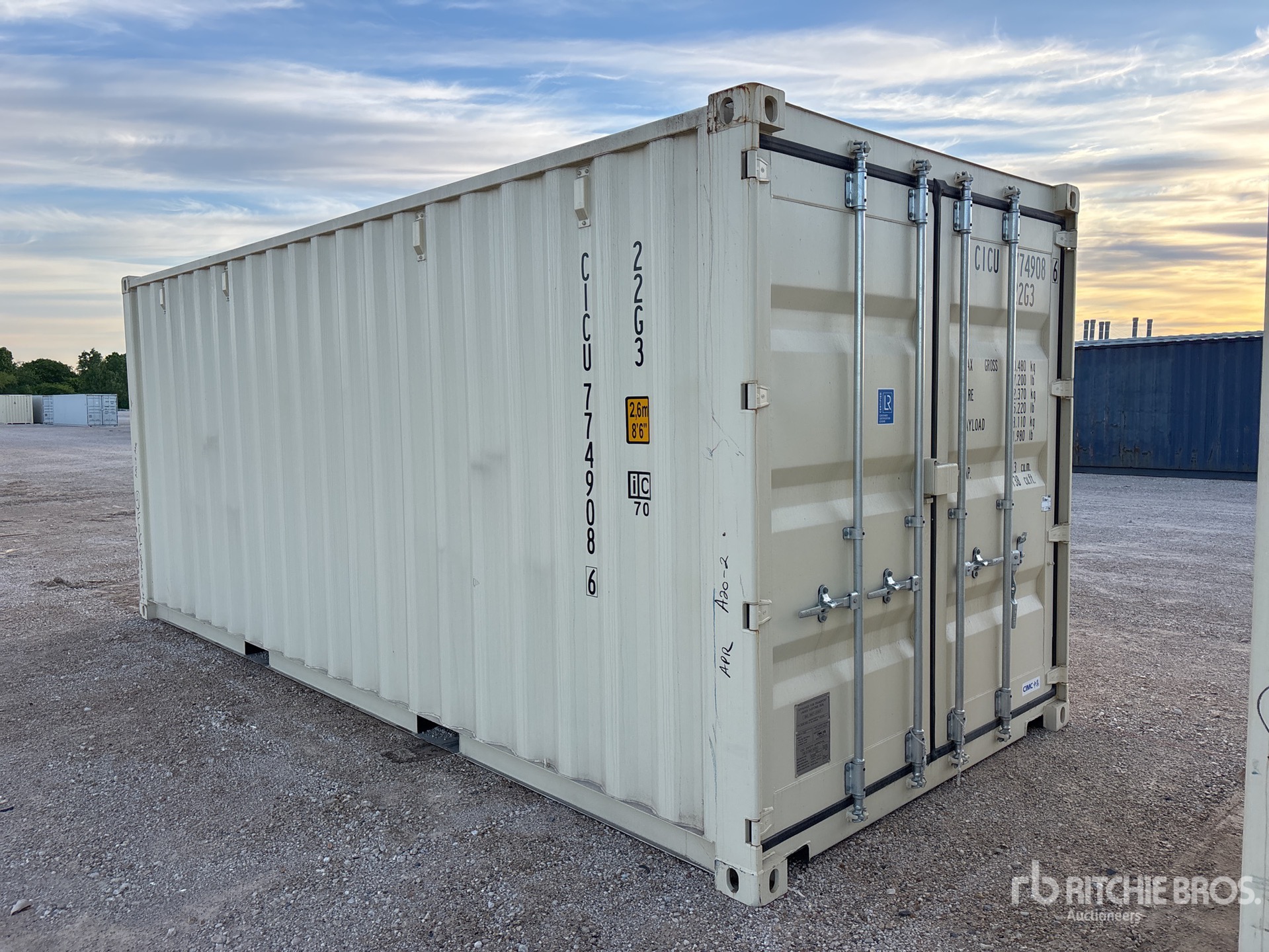 General Appearance with Picture, Right Front Corner