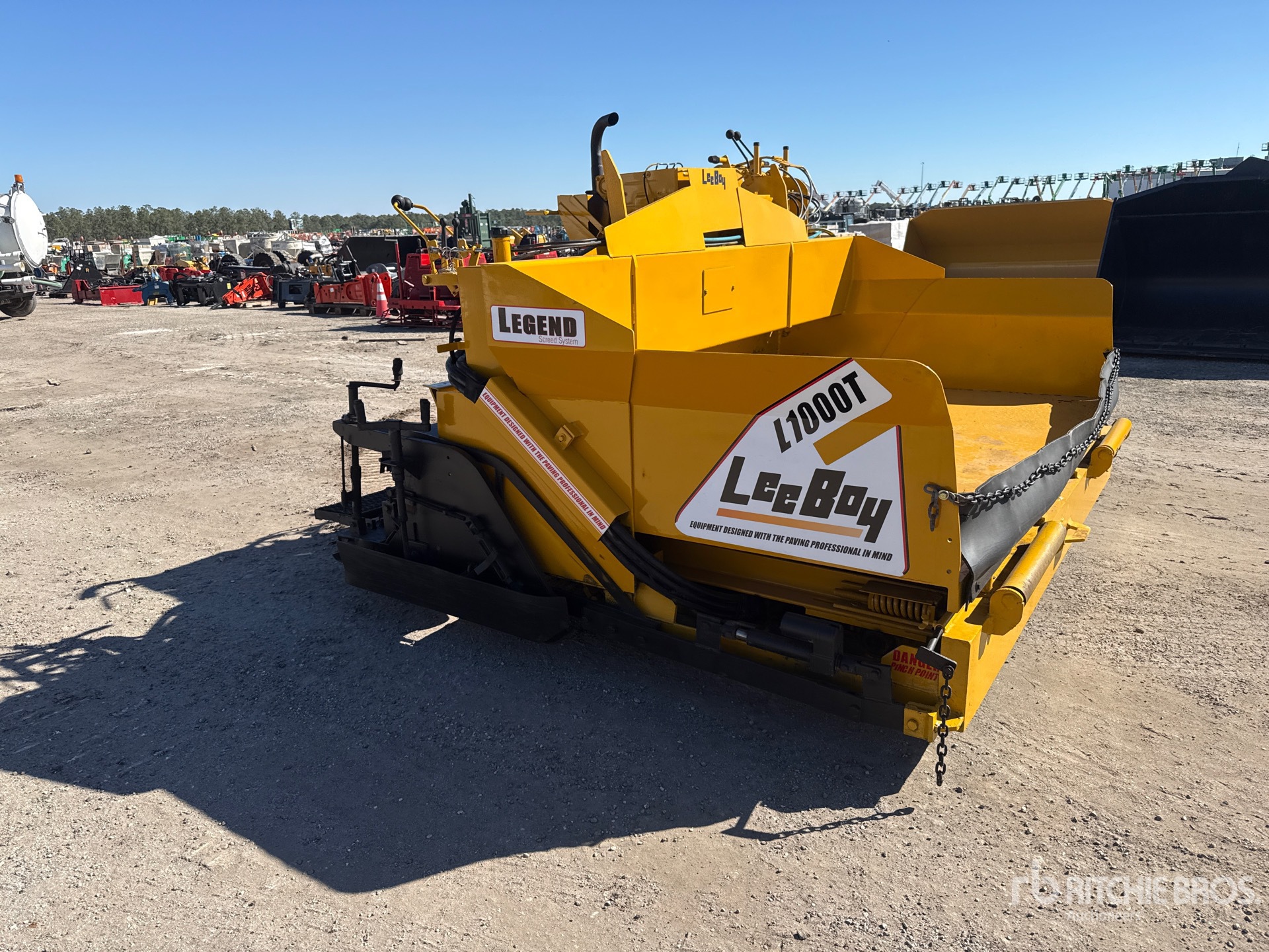 Aspect général with Image, coin avant droit