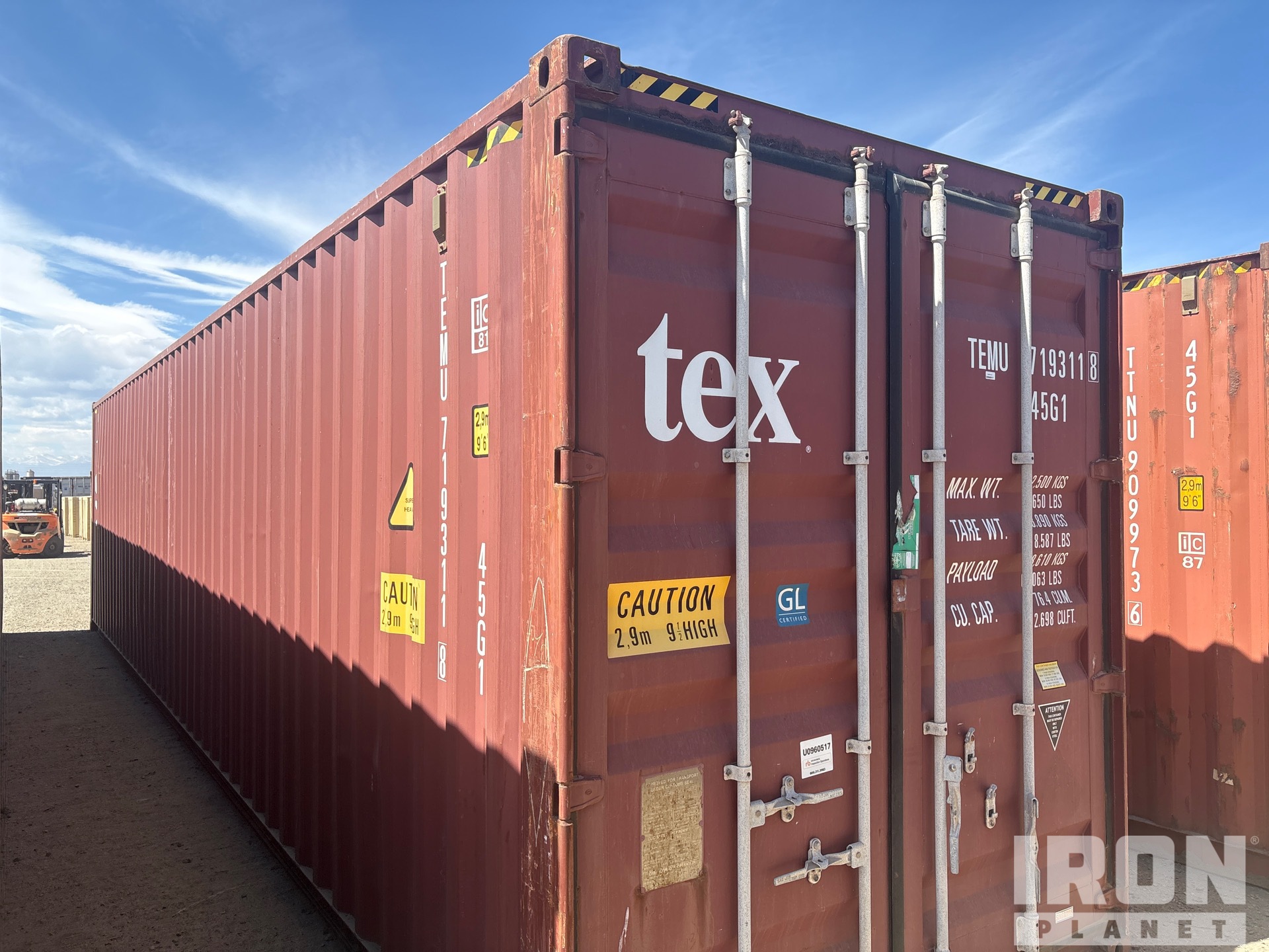 General Appearance with Picture, Right Front Corner