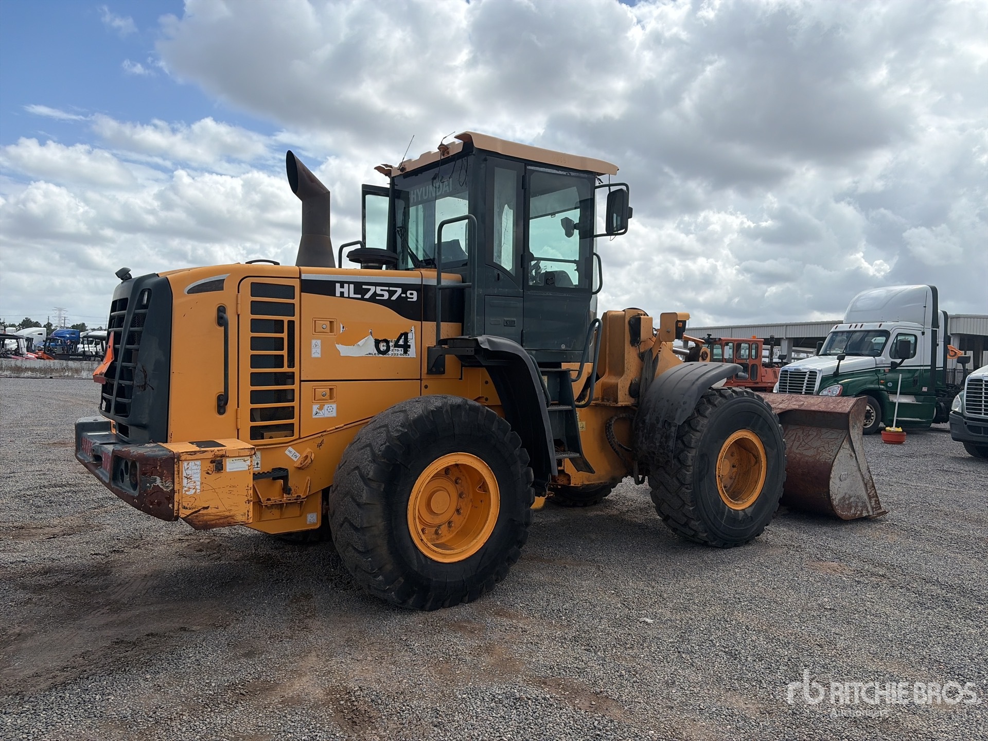 General Appearance with Imagen: esquina trasera derecha