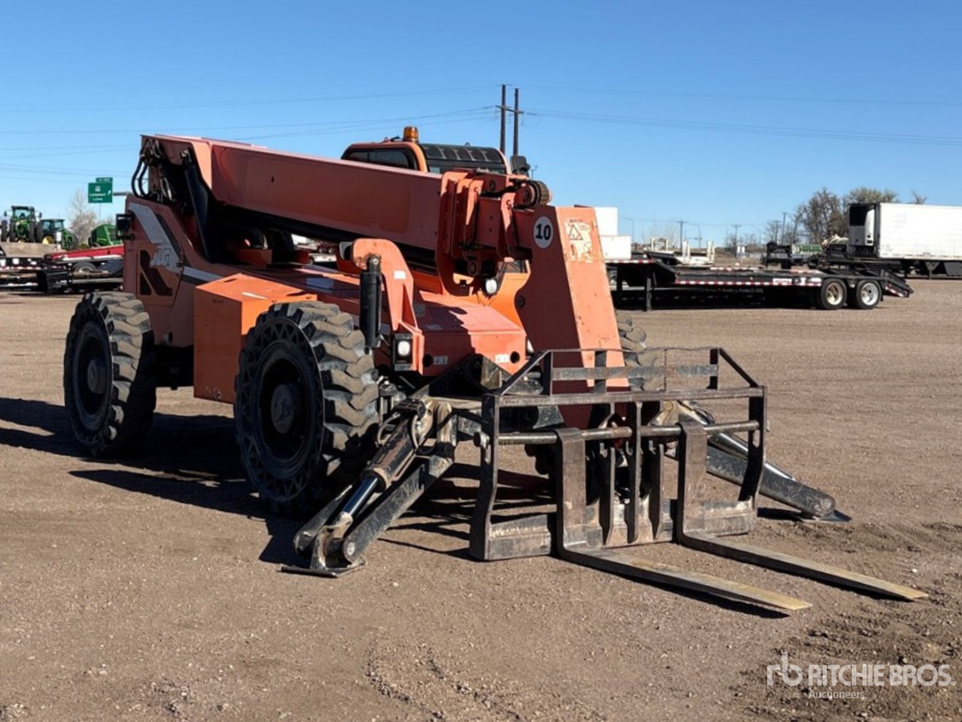 General Appearance with Picture, Right Front Corner