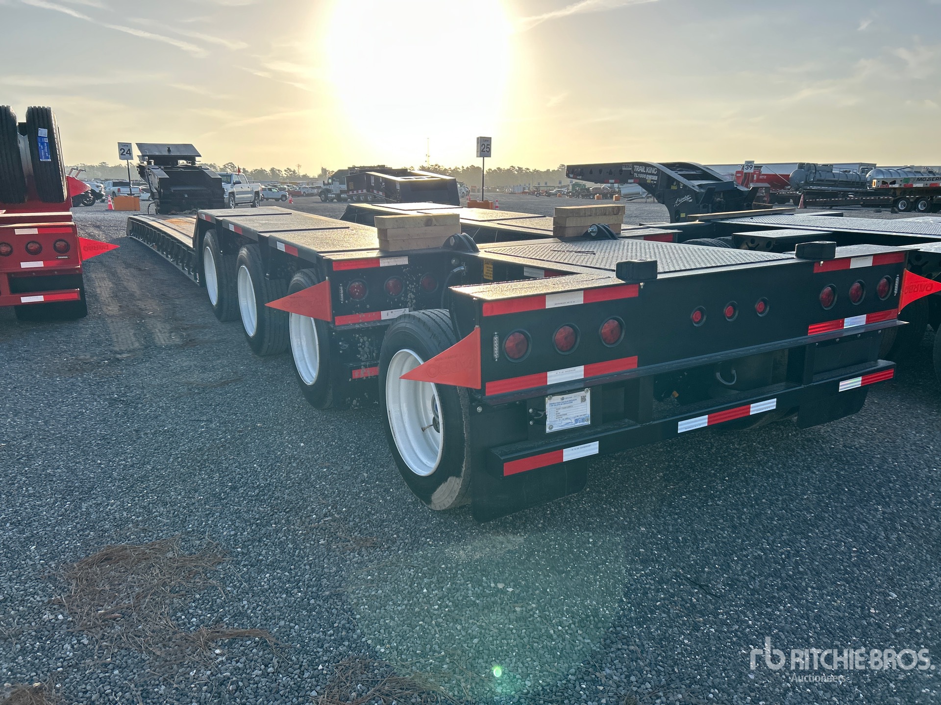 Aspect général with Image, coin arrière gauche