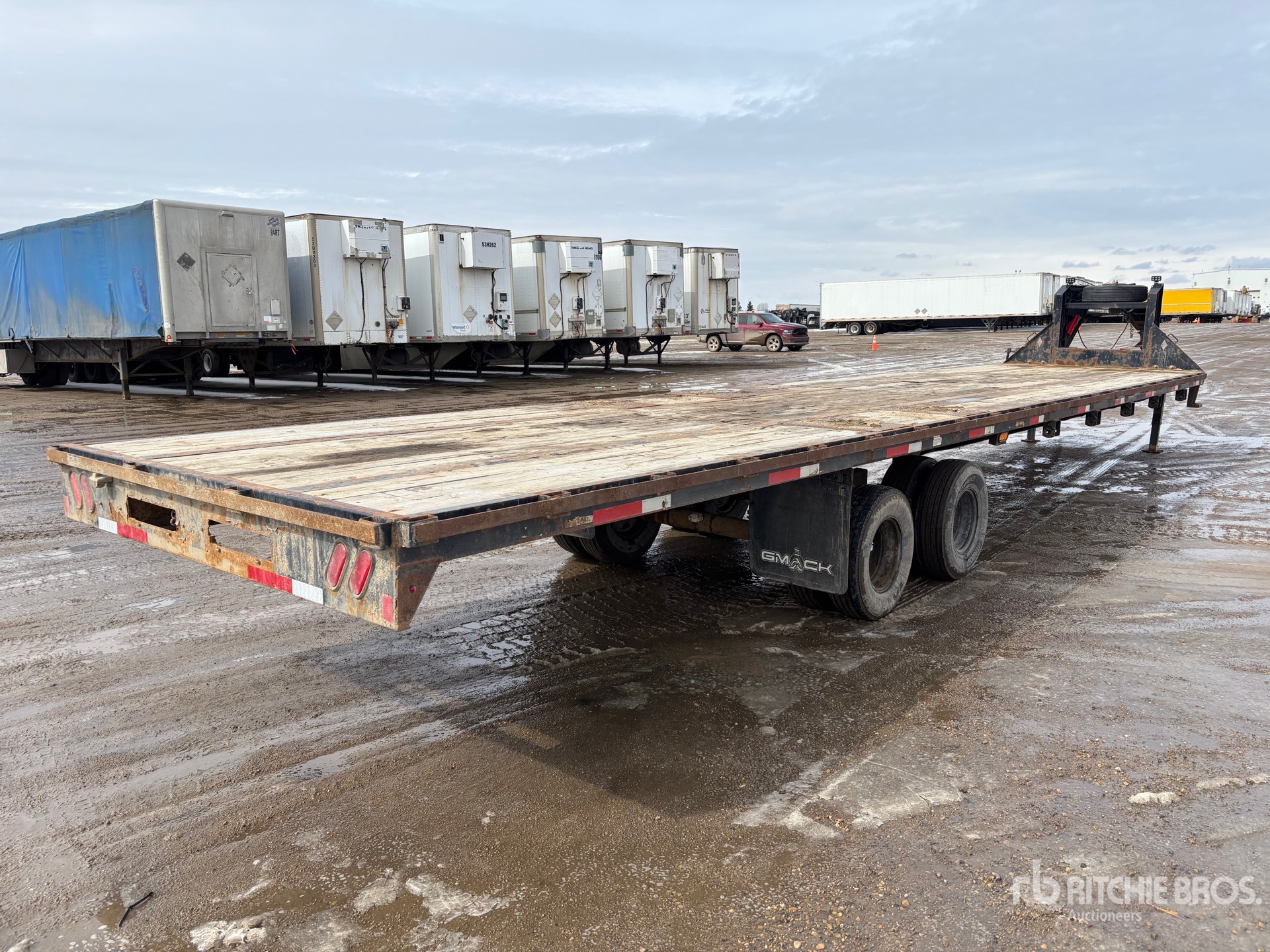 General Appearance with Imagen: esquina trasera derecha