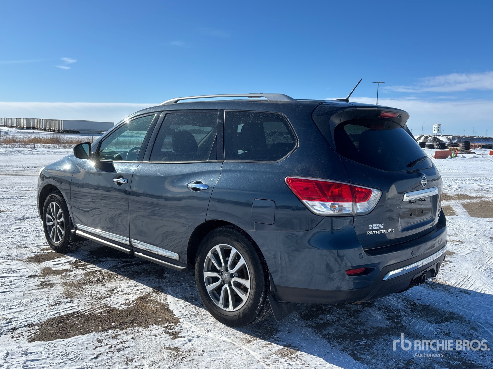 General Appearance with Imagen: esquina trasera izquierda