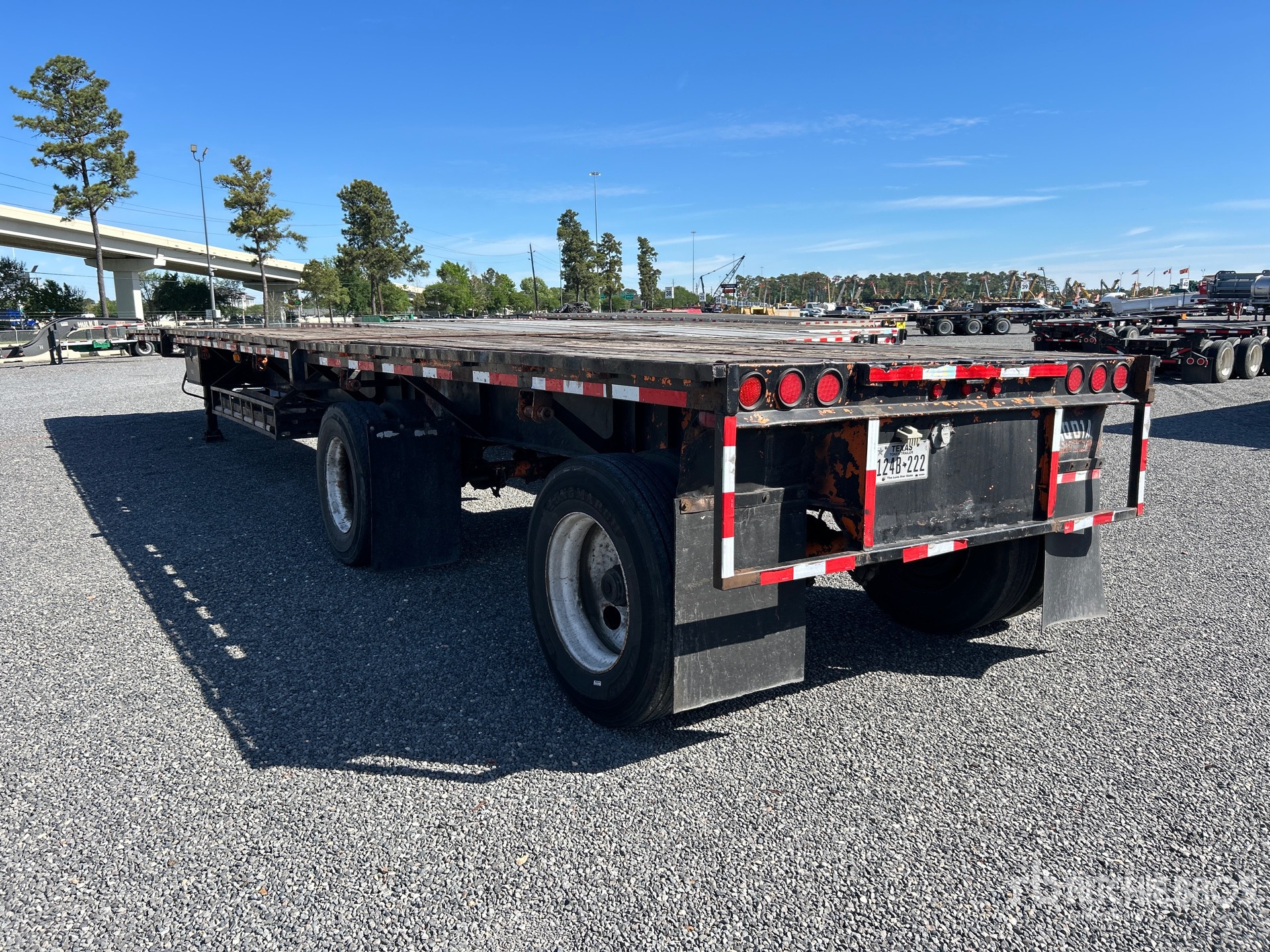 General Appearance with Imagen: esquina trasera izquierda