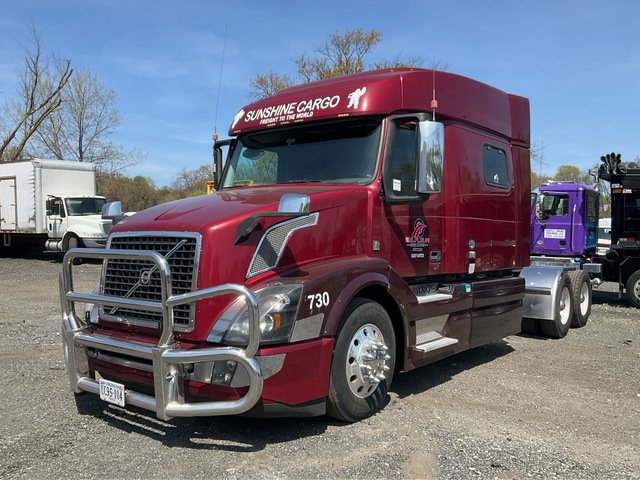 2018 Volvo VNL760 6x4 T/A Sleeper Truck Tractor