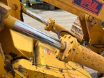 Hydraulics with Ripper Cylinders