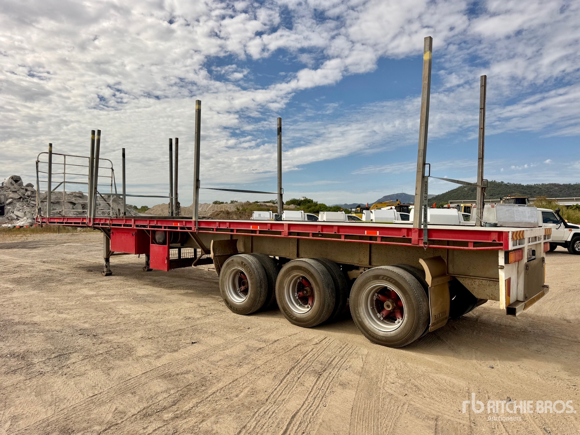 General Appearance with Picture, Right Rear Corner