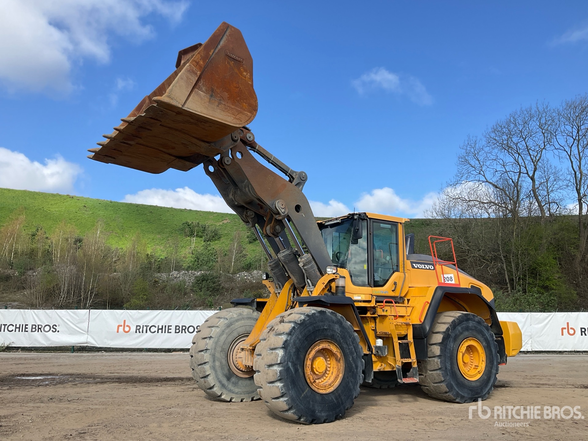 General Appearance with Featured Photo