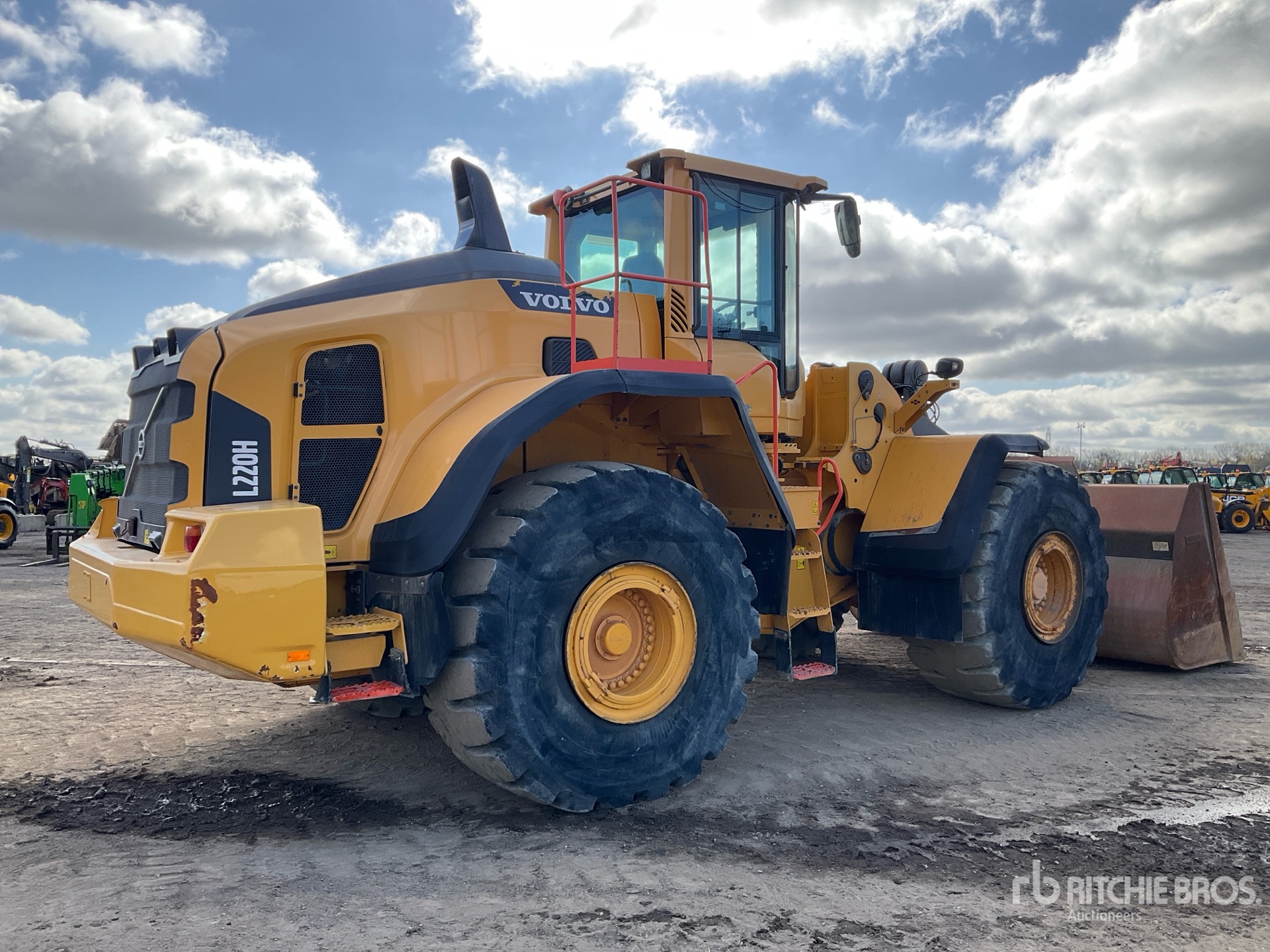 General Appearance with Imagen: esquina trasera derecha