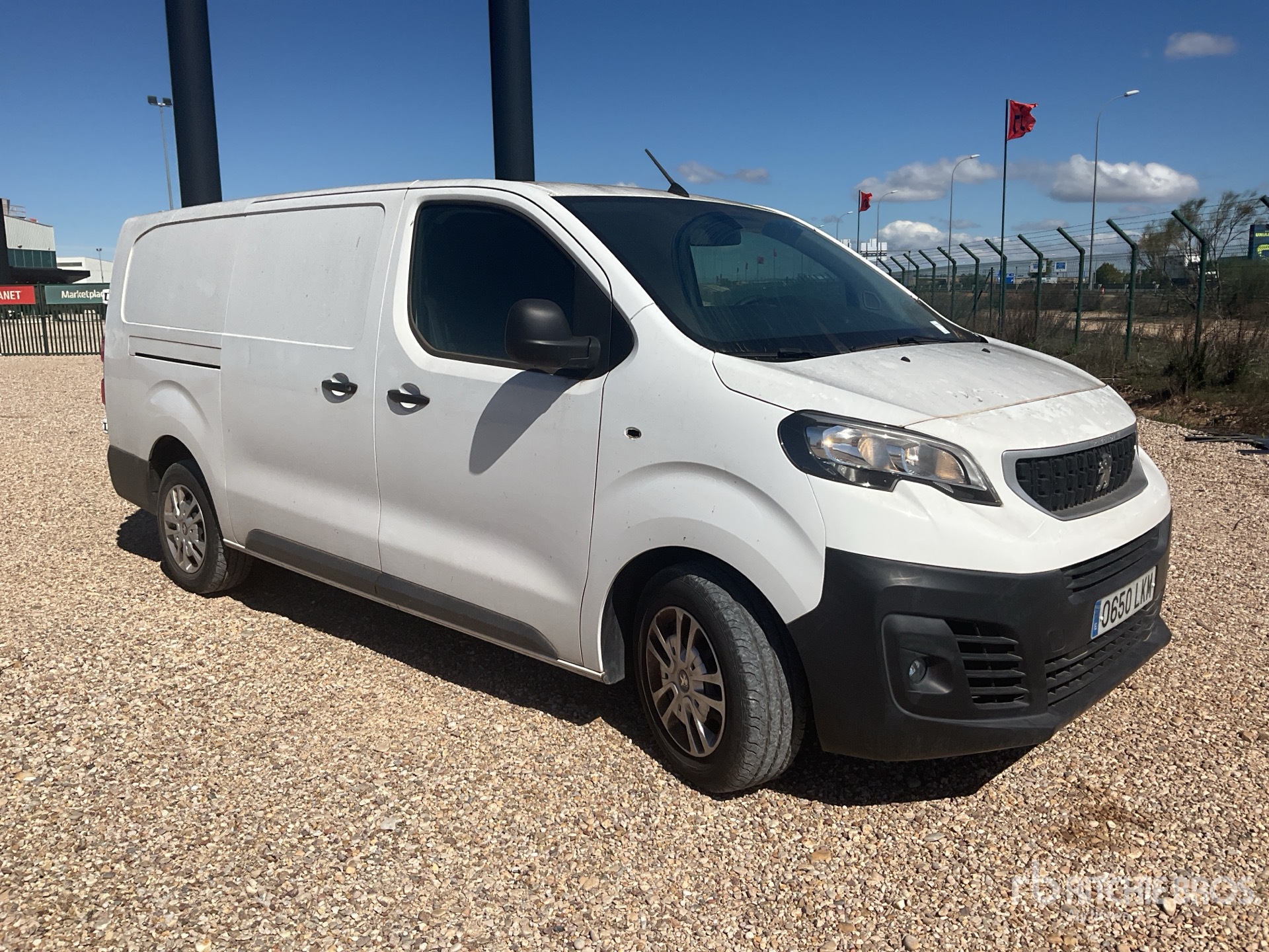 General Appearance with Bild, Ecke vorne rechts