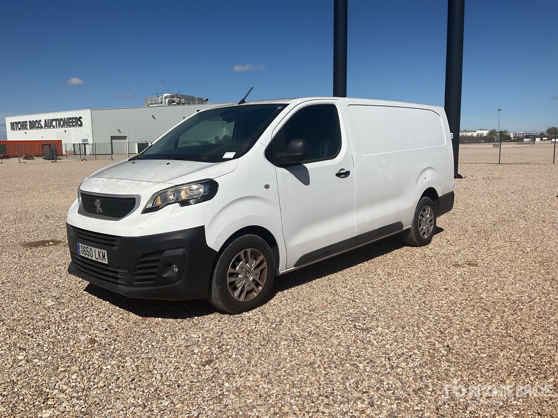 General Appearance with Bild, Ecke vorne links