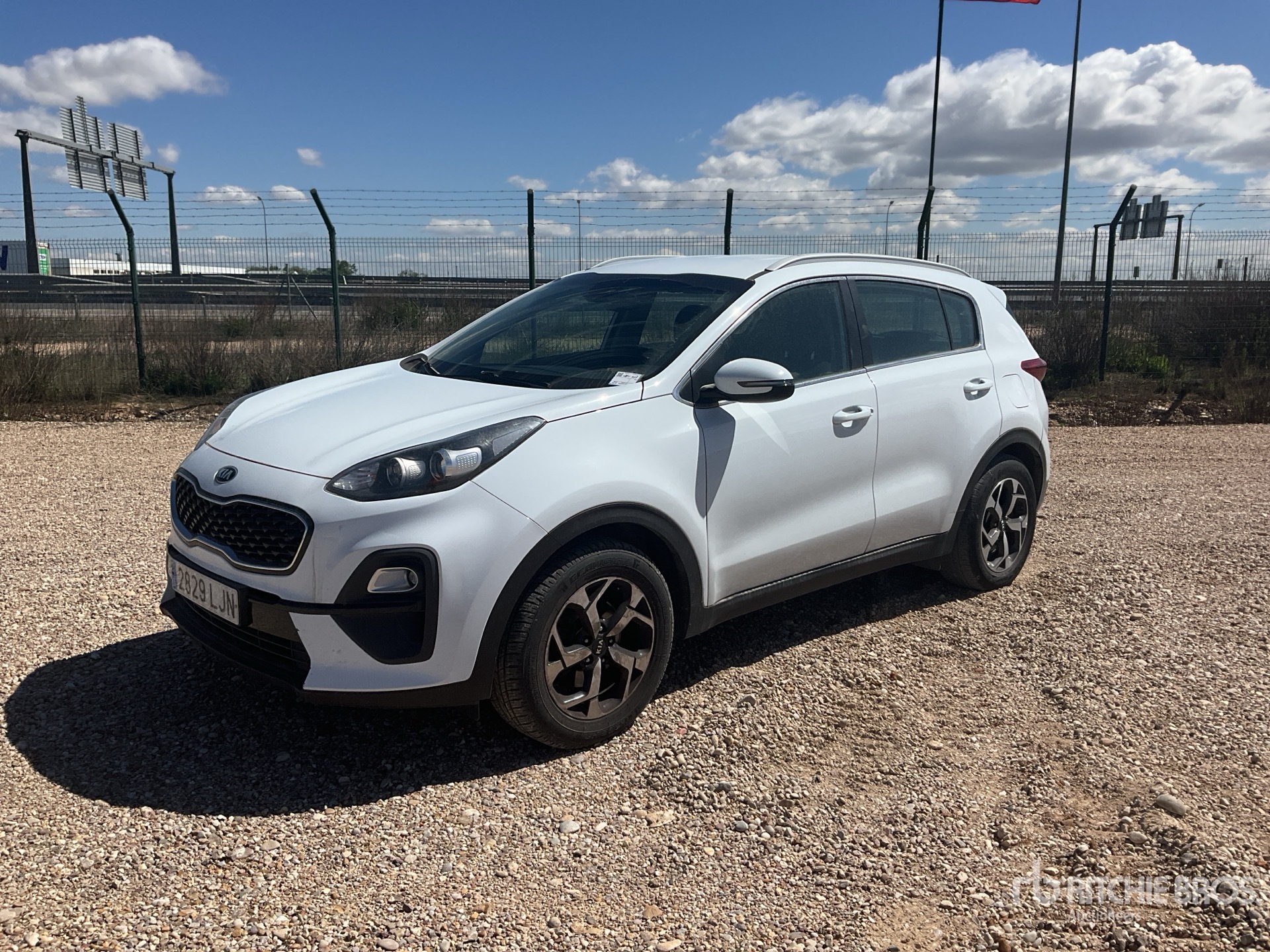 General Appearance with Operation Video