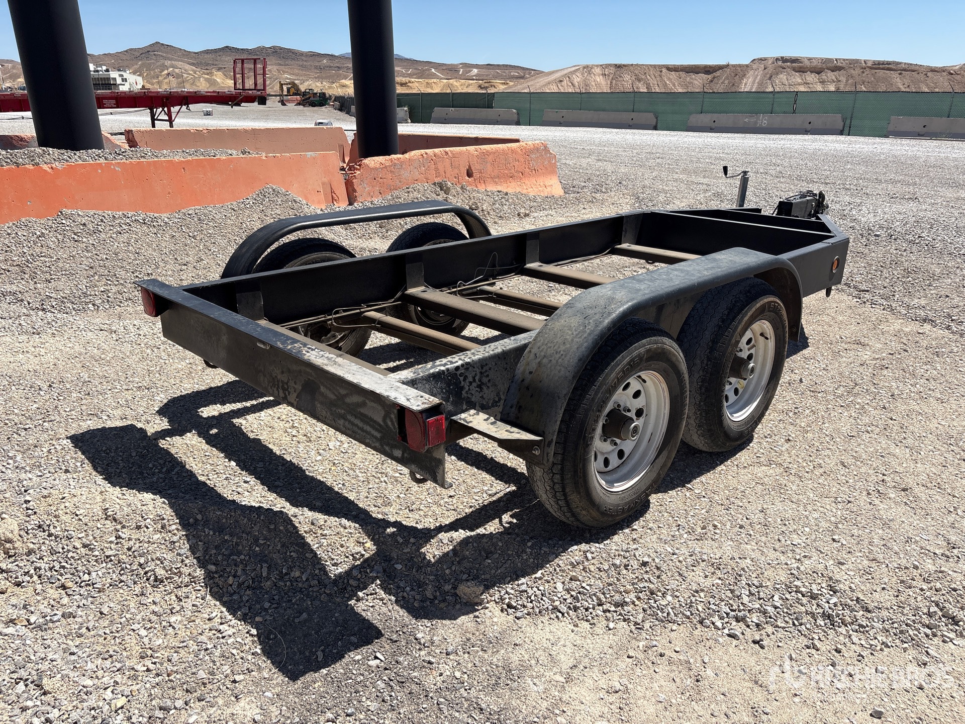 General Appearance with Imagen: esquina trasera derecha