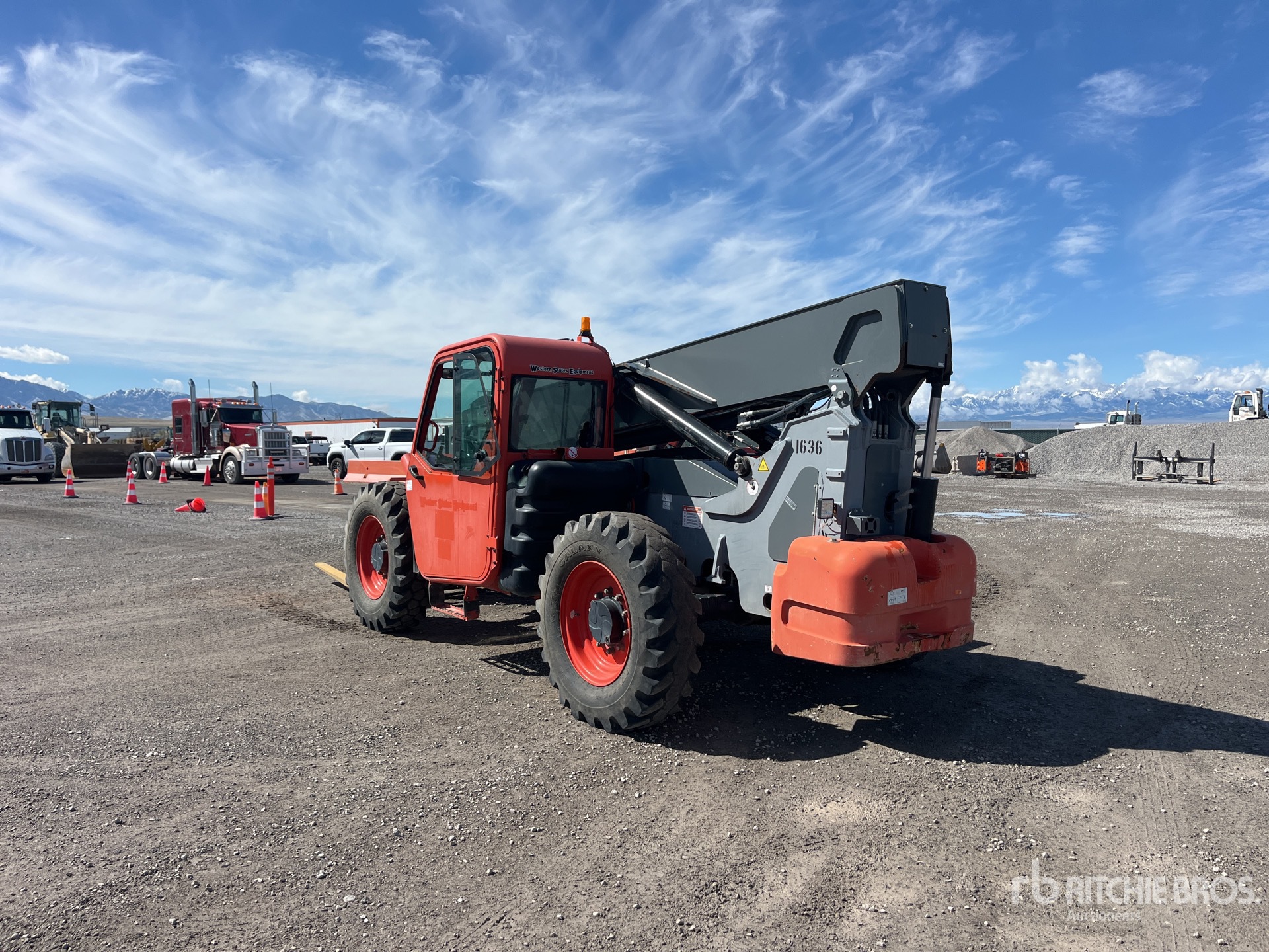 General Appearance with Imagen: esquina trasera izquierda