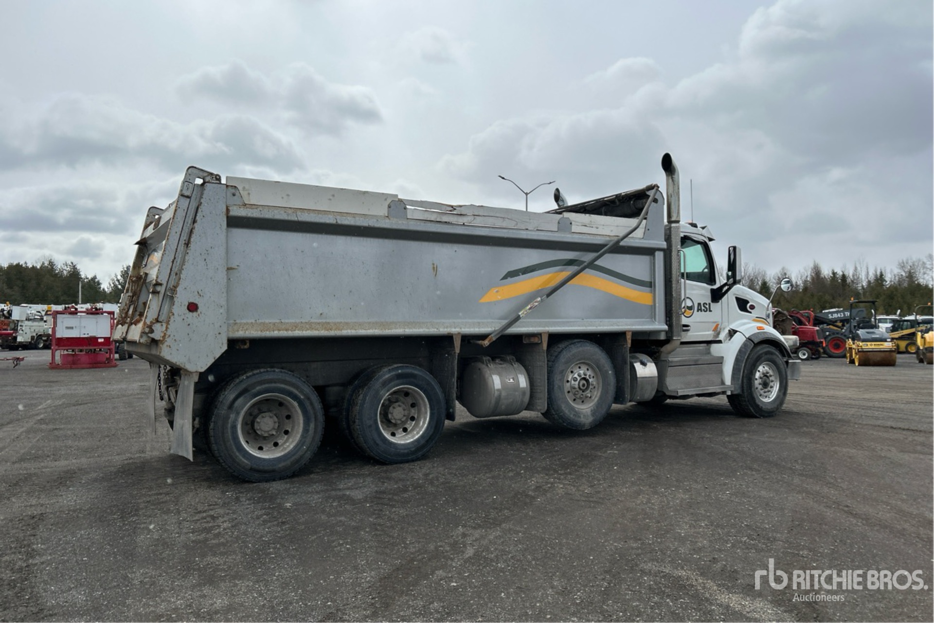 2022 Peterbilt 367