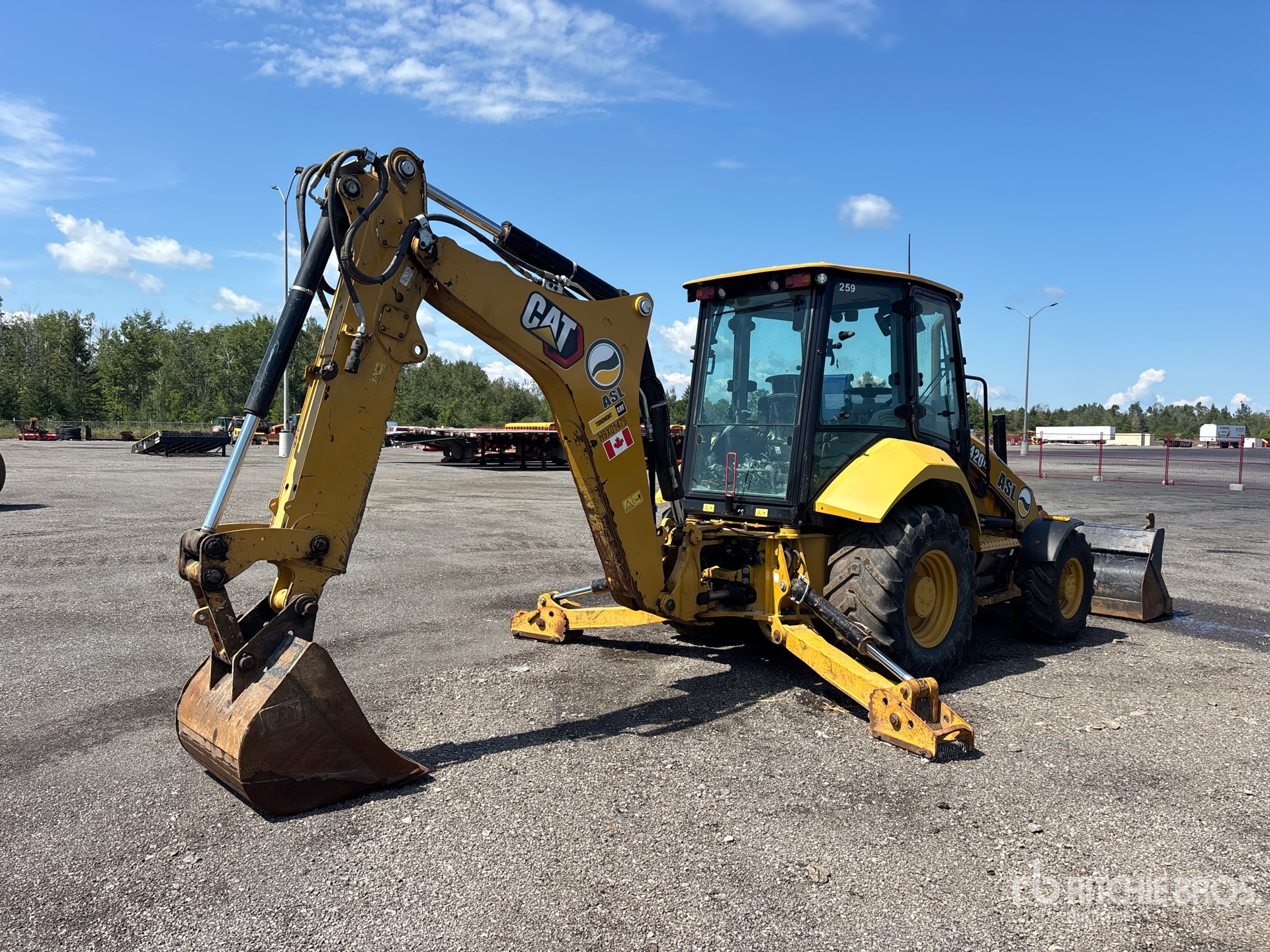 2022 Caterpillar 420 XE