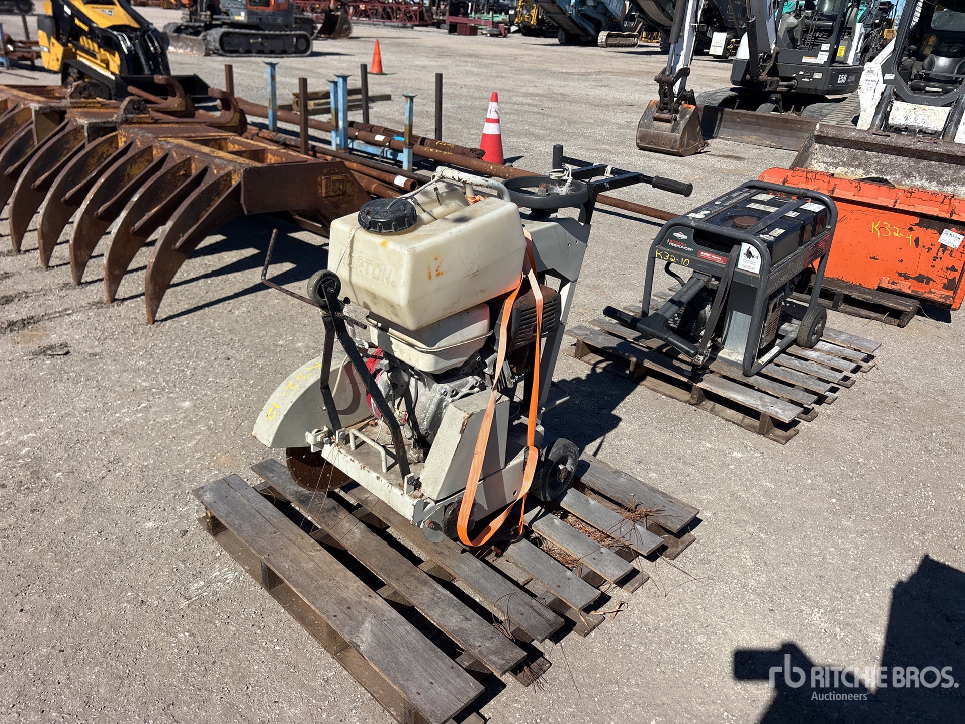 General Appearance with Imagen: esquina delantera izquierda