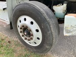 Underbody with Right Steer Tire