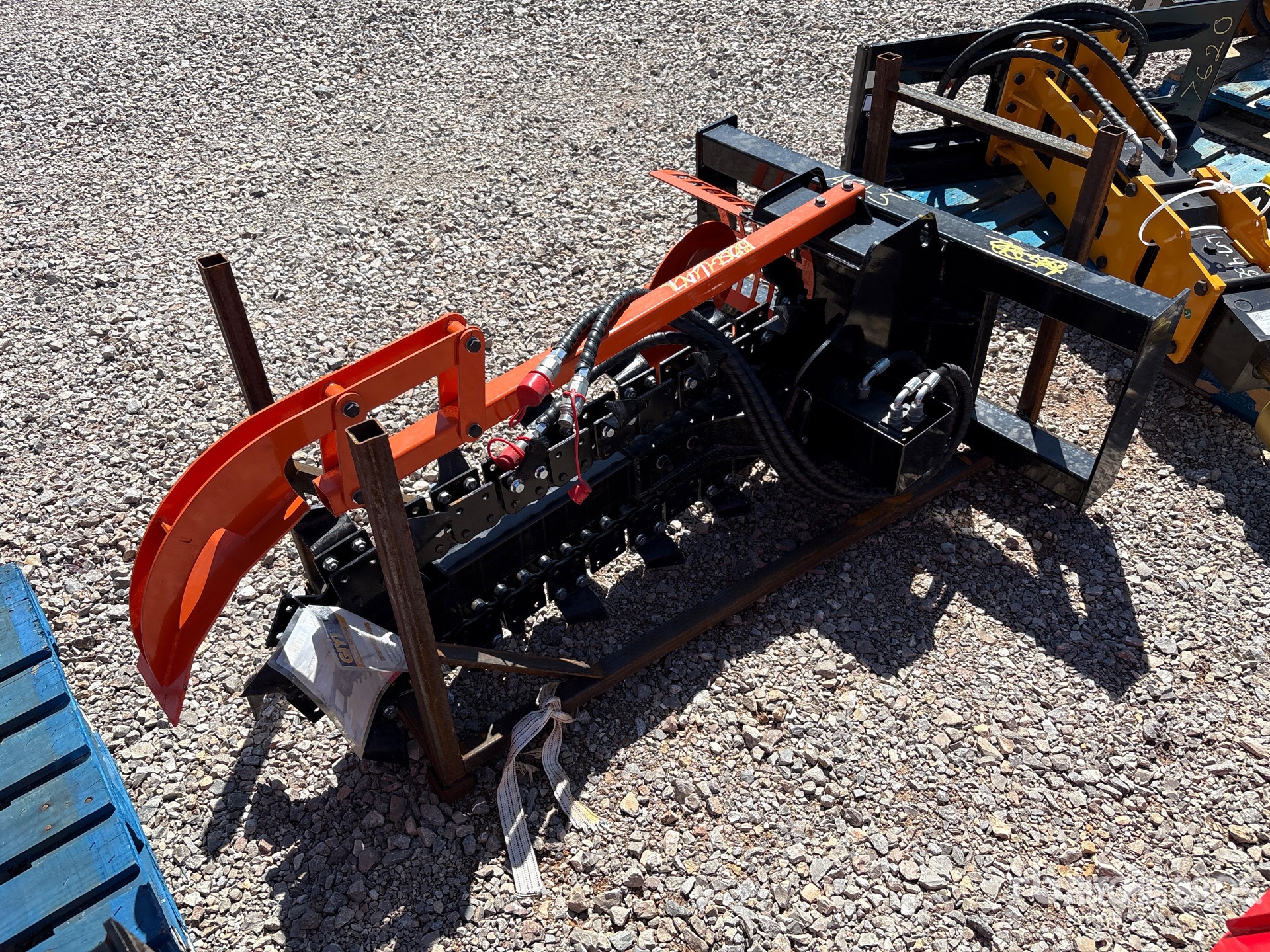 General Appearance with Image, coin avant gauche