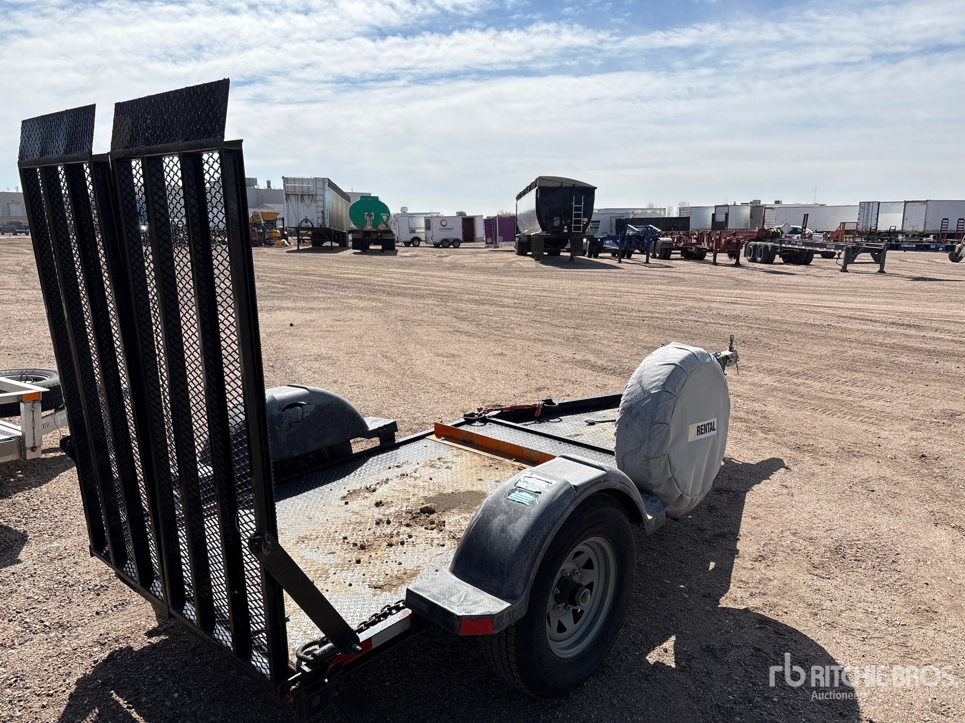 General Appearance with Picture, Right Rear Corner