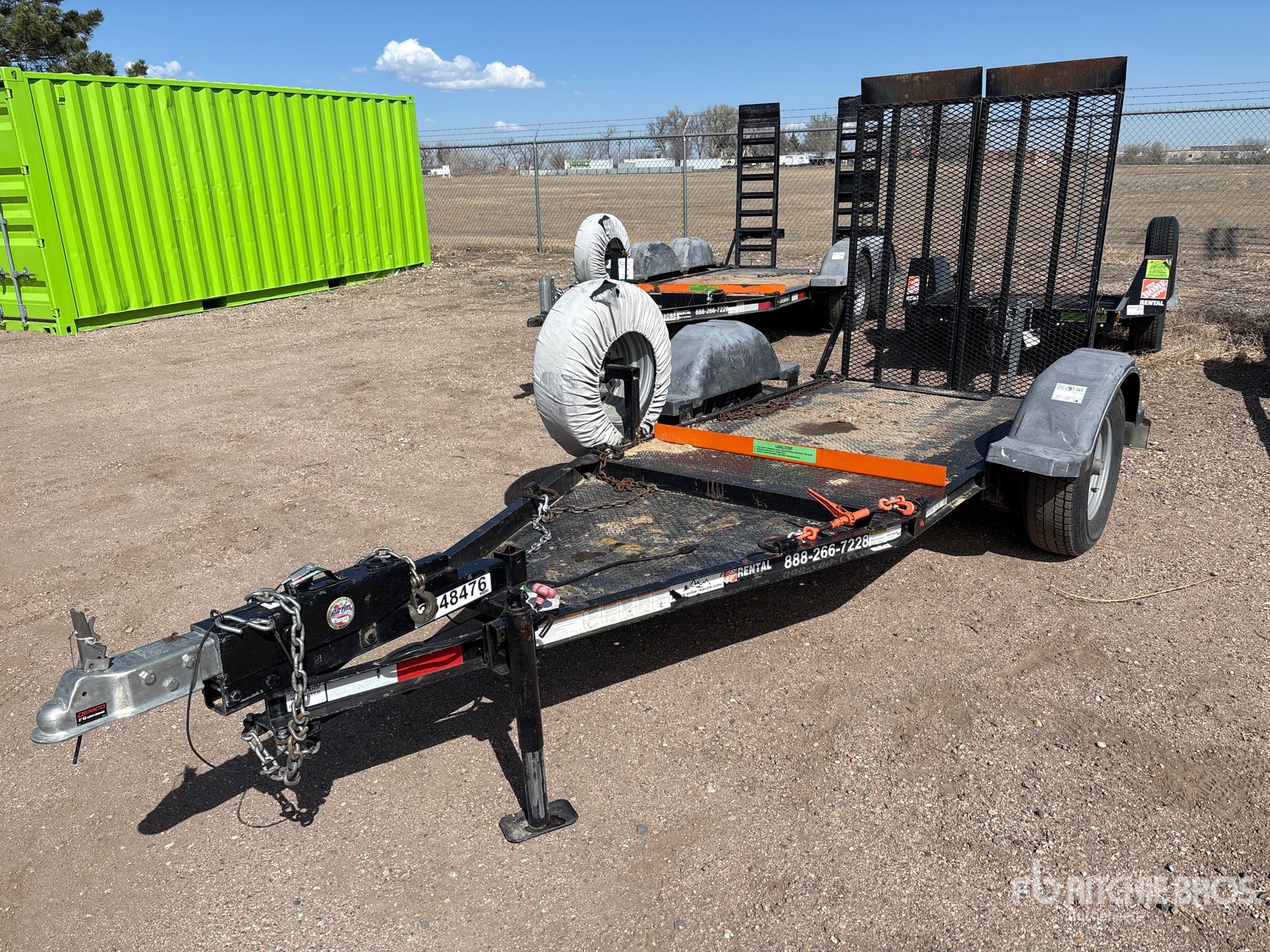 General Appearance with Picture, Left Front Corner