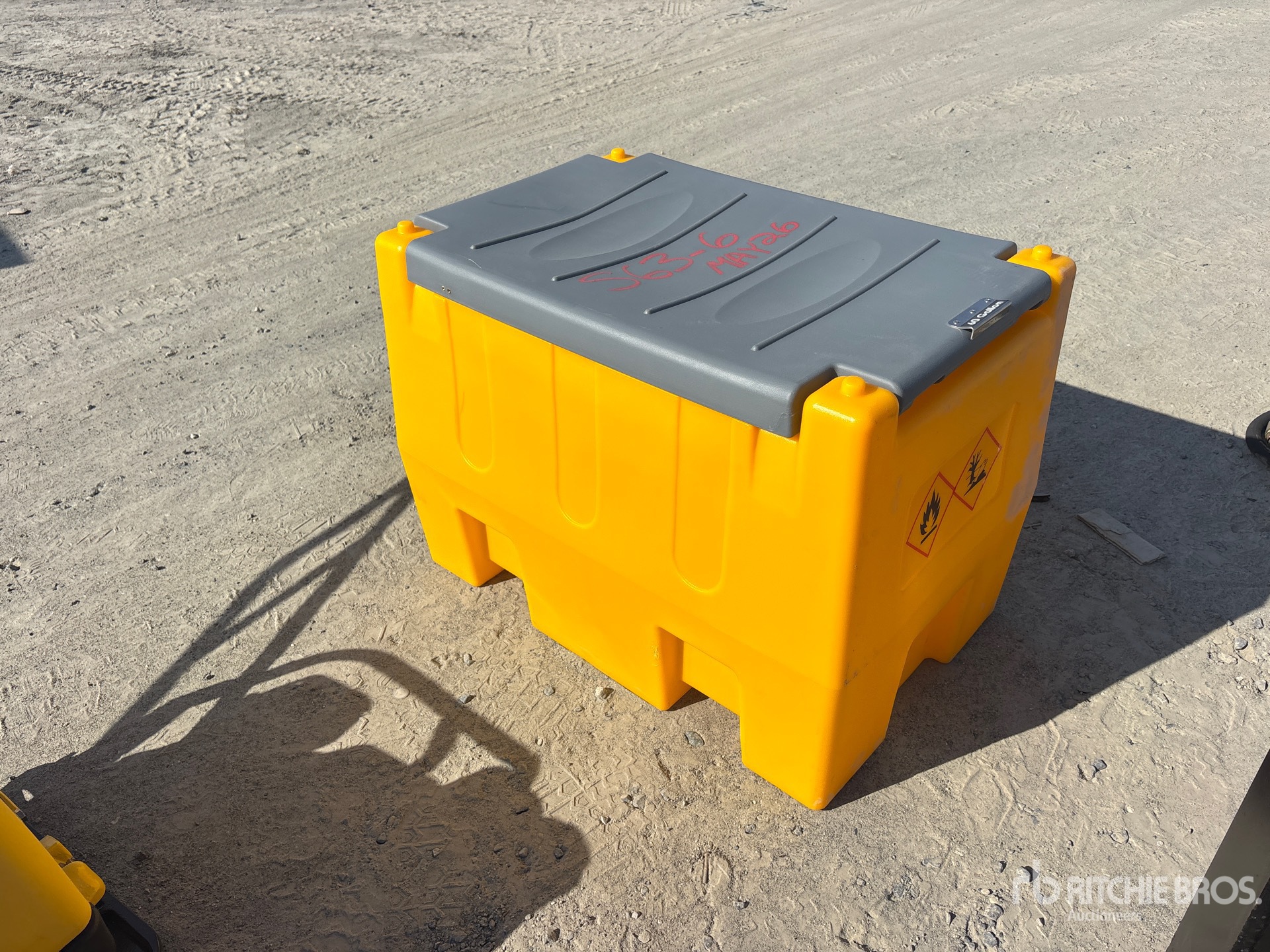 General Appearance with Imagen: esquina trasera izquierda