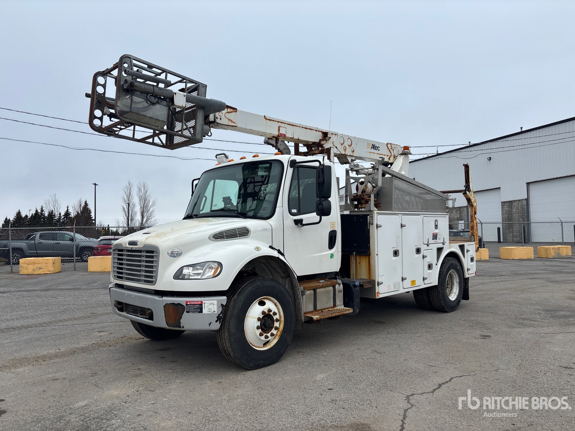 General Appearance with Image, coin avant gauche