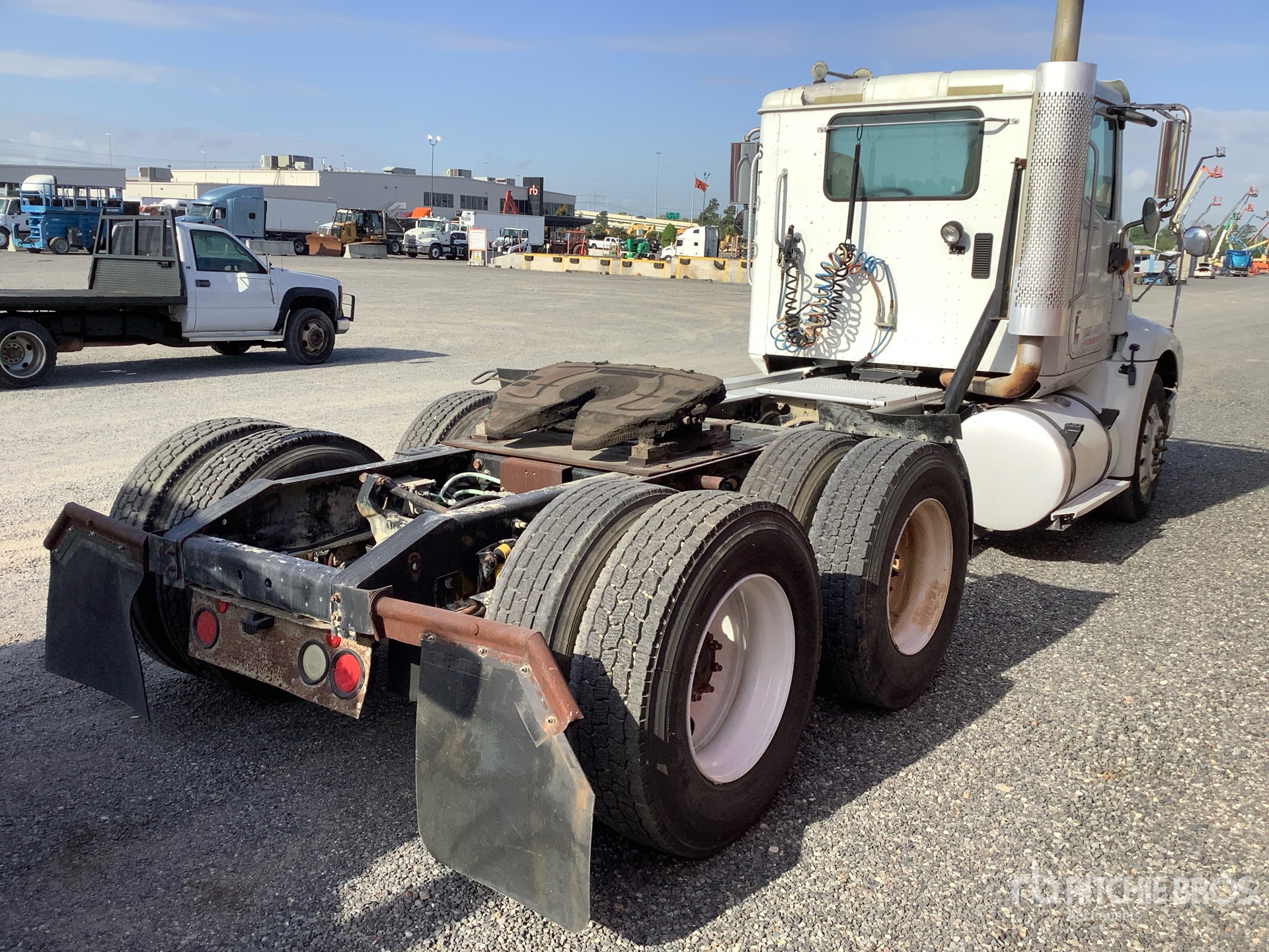 General Appearance with Foto, angolo anteriore sinistro