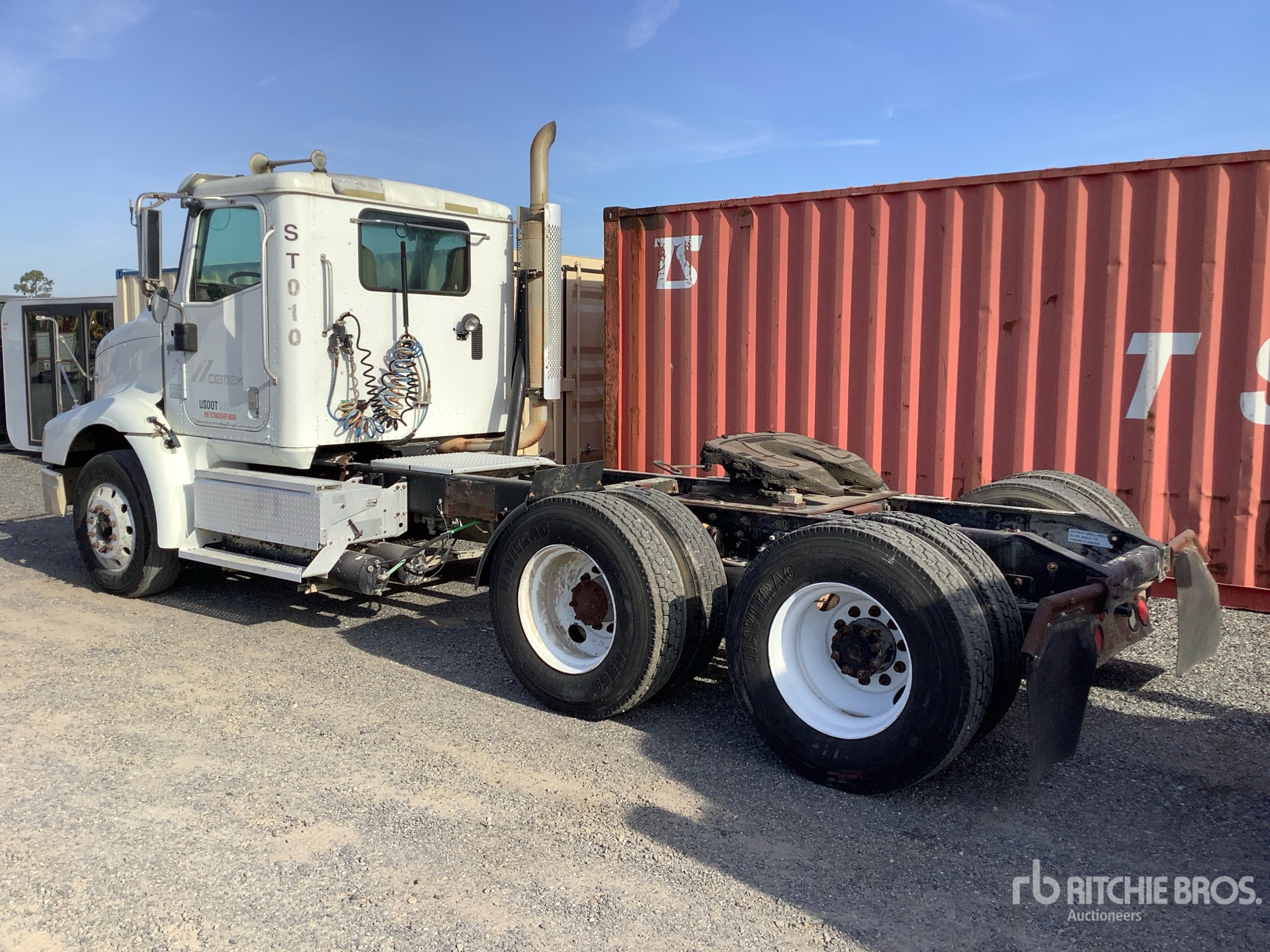 General Appearance with Foto, angolo posteriore sinistro