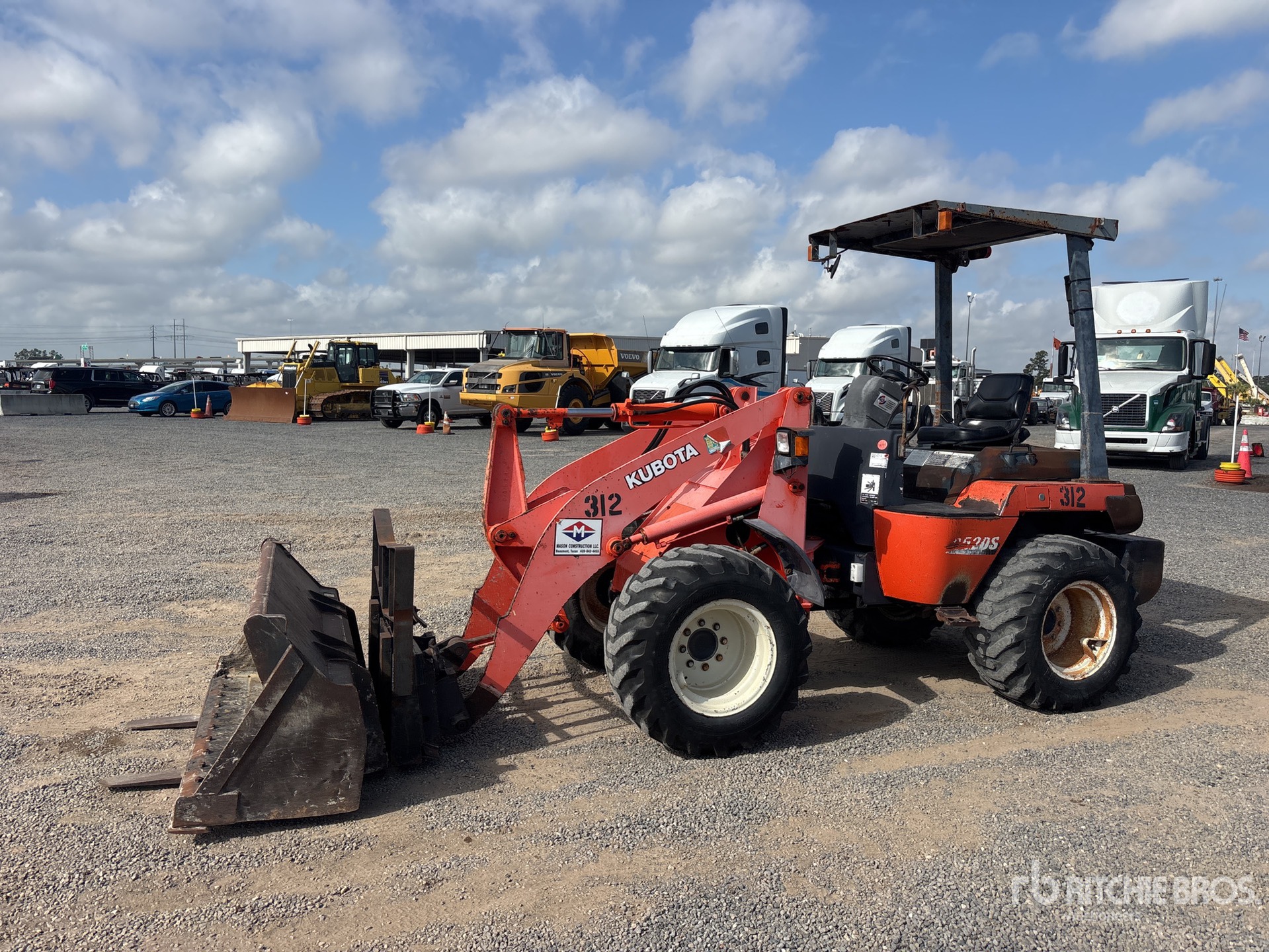 General Appearance with Picture, Left Front Corner