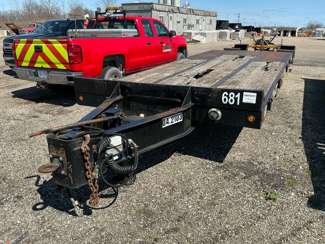 2003 Talbert AC-20 40000 lb 27 ft T/A Equipment Trailer
