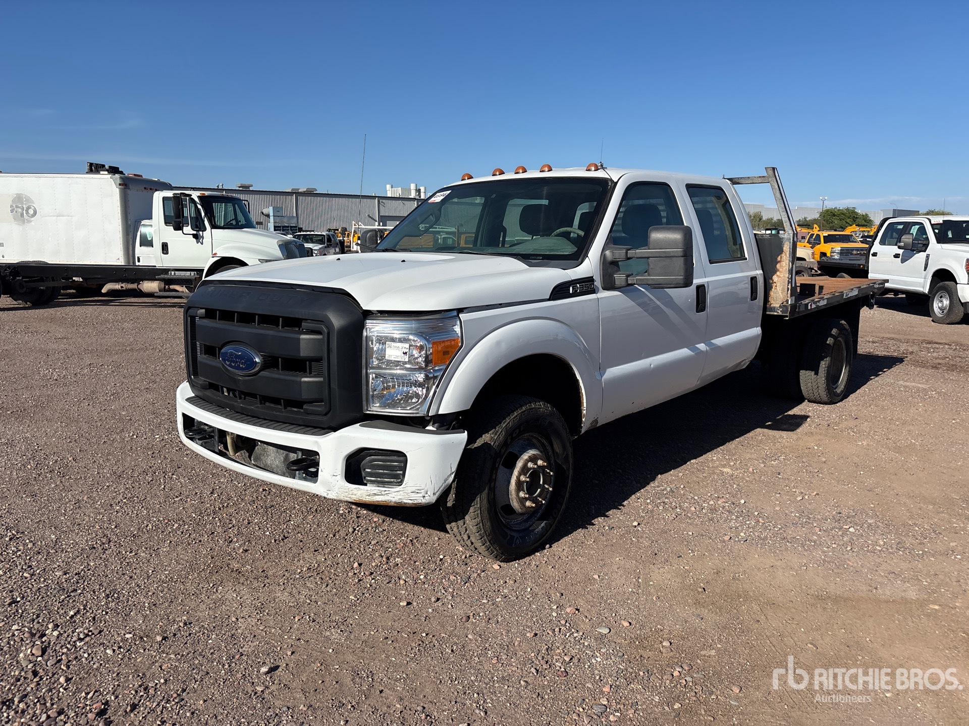 General Appearance with Bild, Ecke vorne links